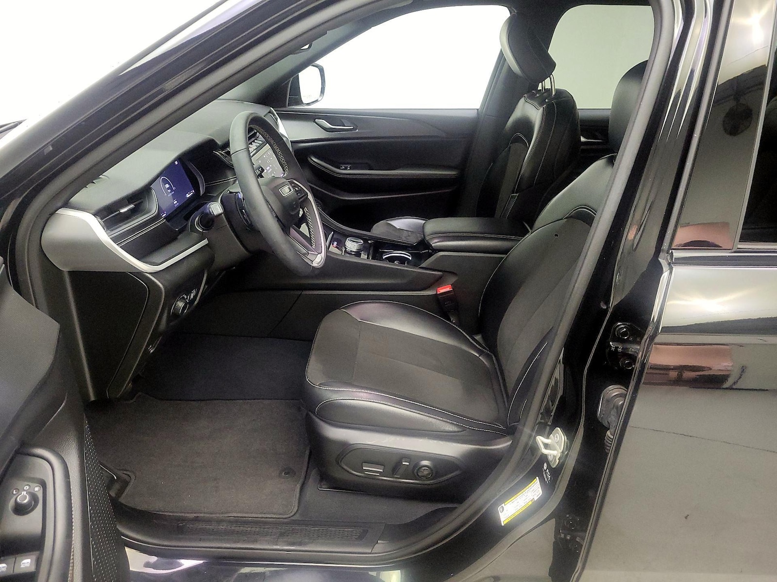 2023 Jeep Grand Cherokee L Altitude - Photo 12