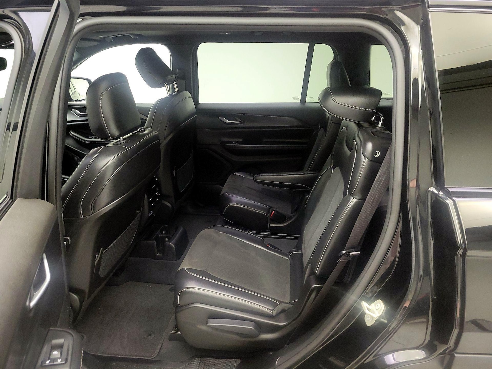 2023 Jeep Grand Cherokee L Altitude - Photo 21