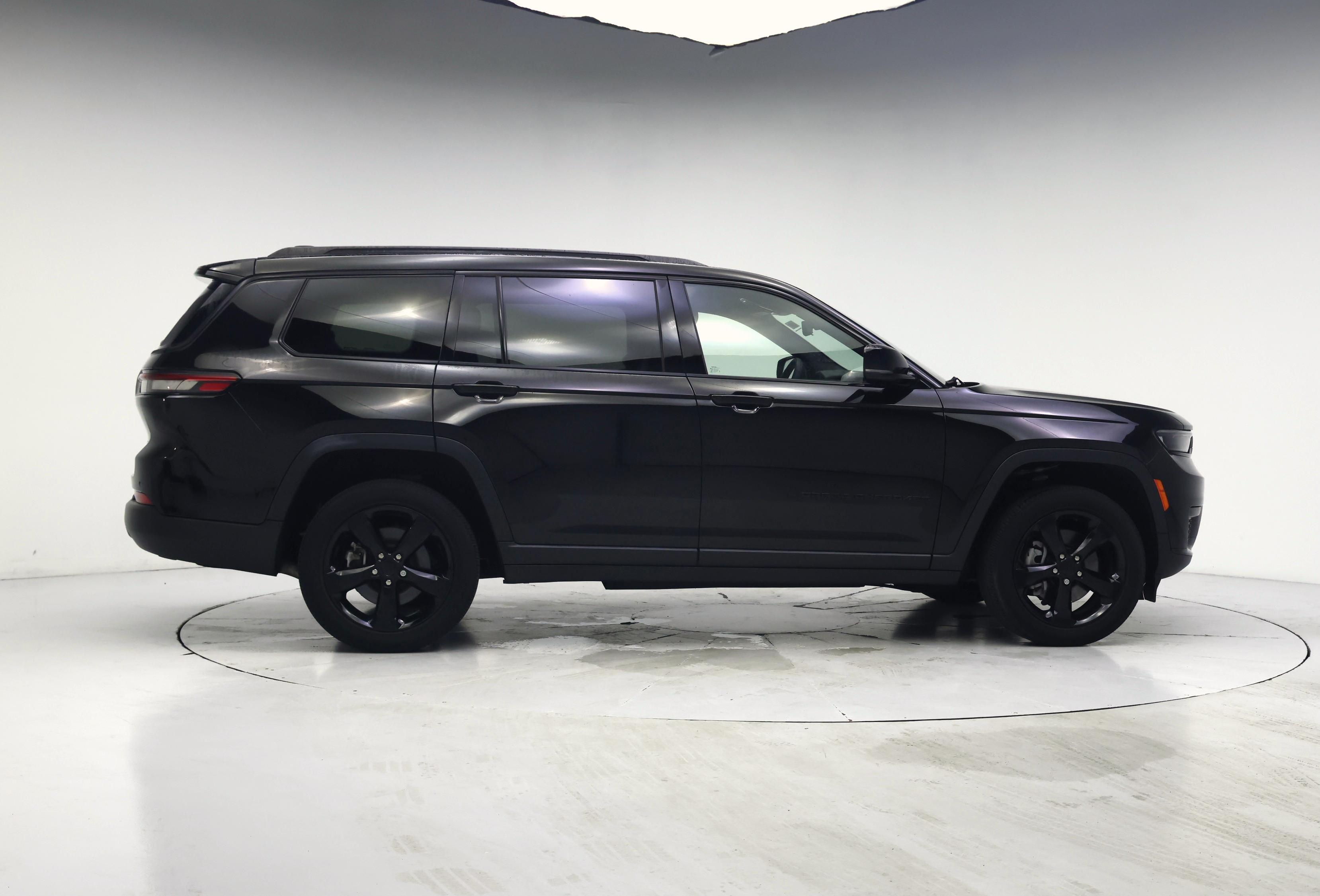 Thumbnail: 2023 Jeep Grand Cherokee L - 7