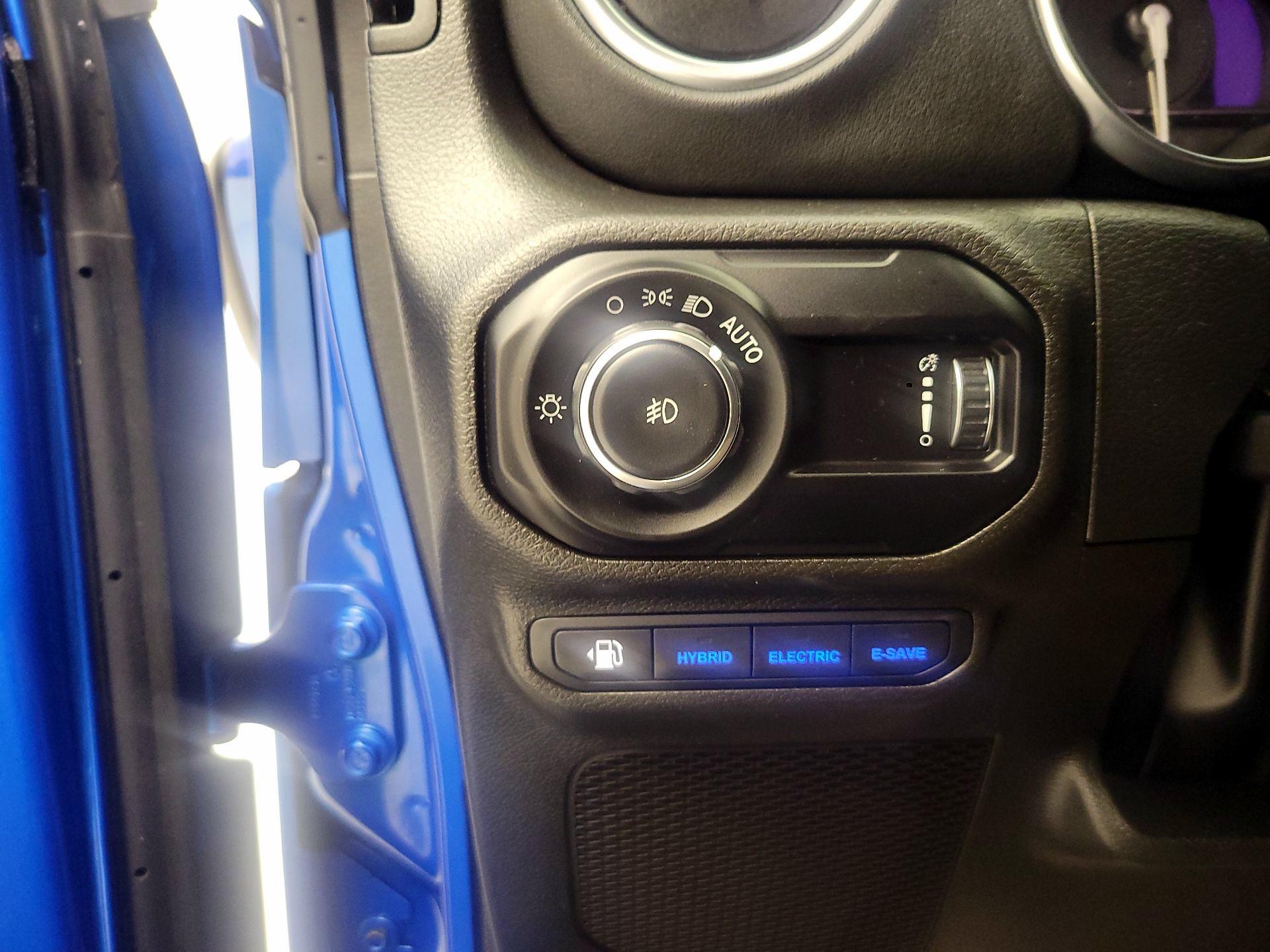 Thumbnail: 2023 Jeep Wrangler - 13