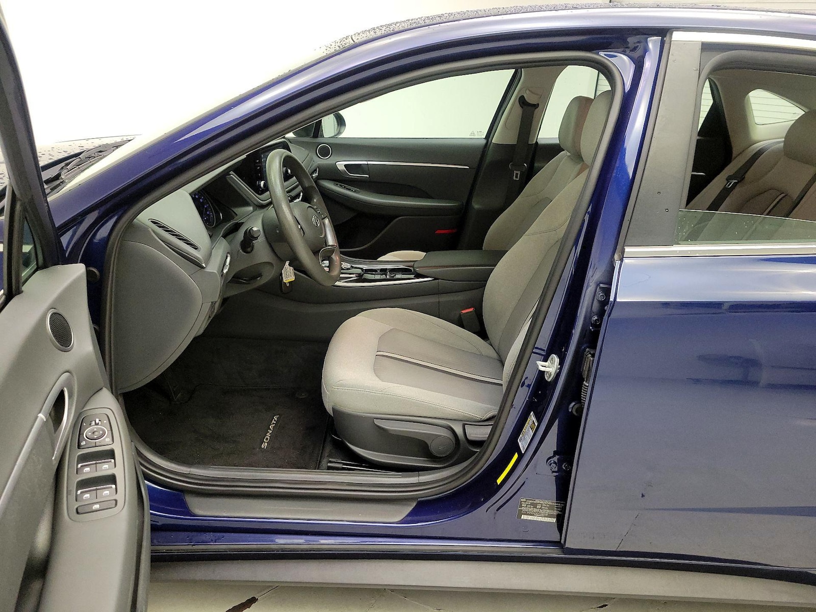 2020 Hyundai Sonata SE - Photo 12