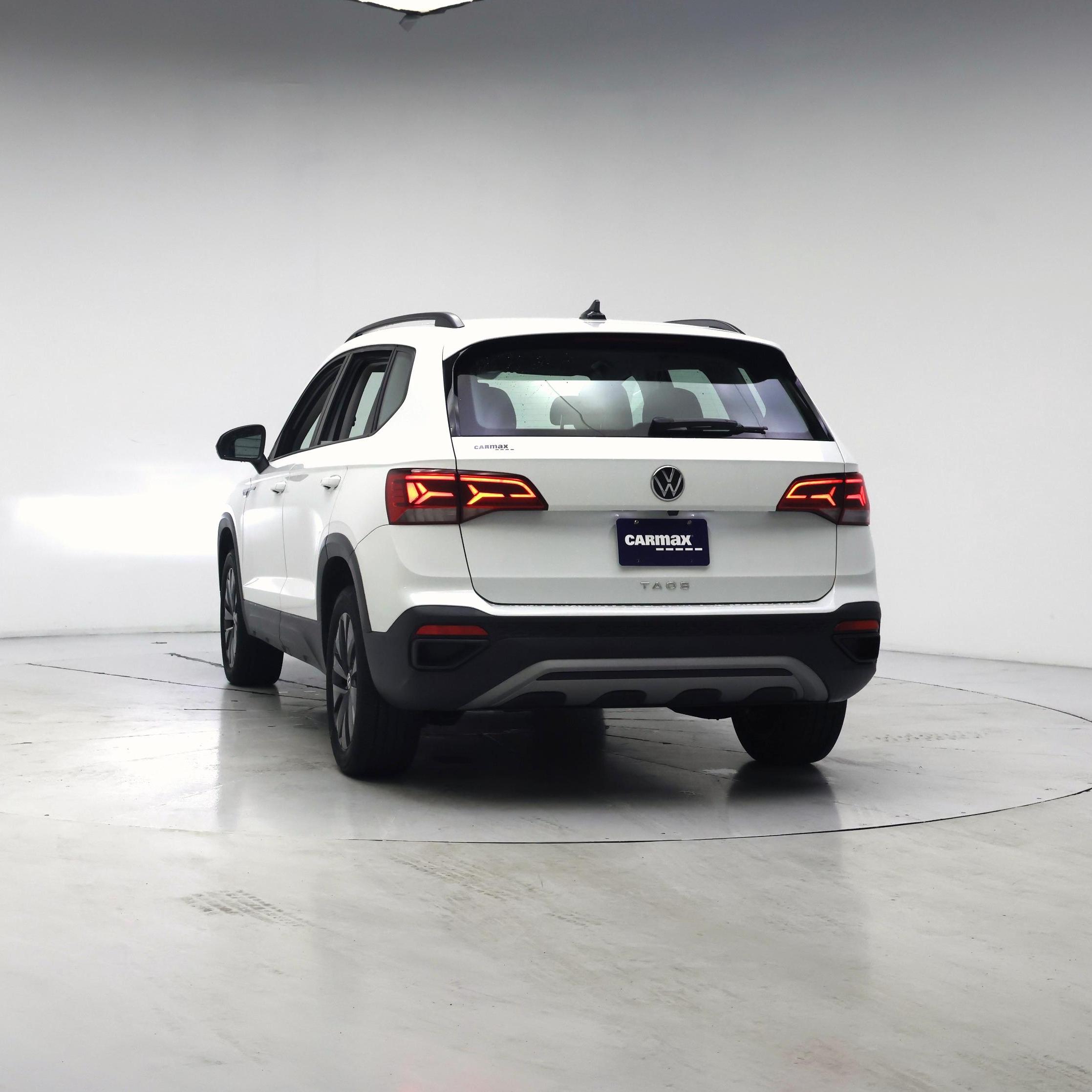 Thumbnail: 2023 Volkswagen Taos - 6