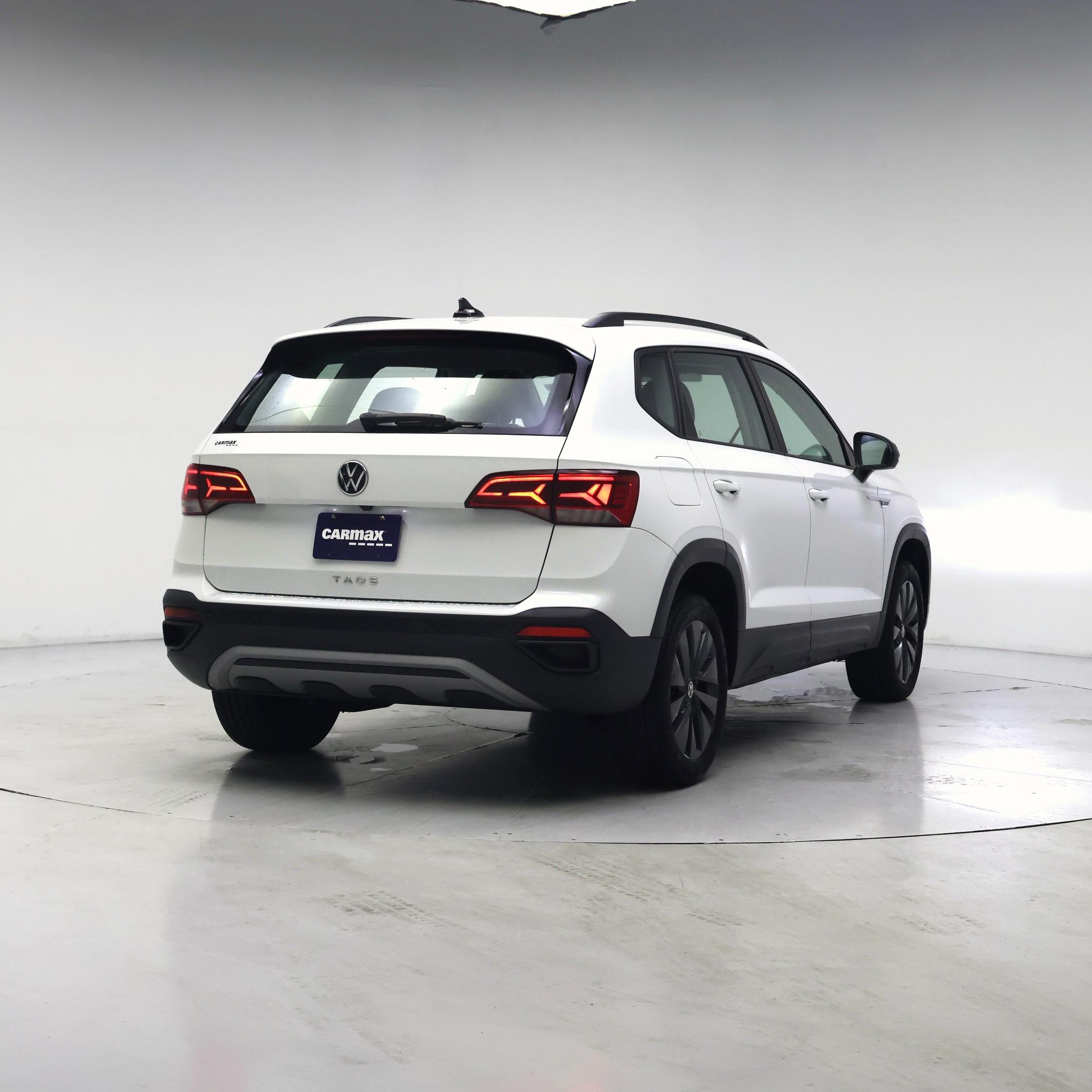 Thumbnail: 2023 Volkswagen Taos - 8