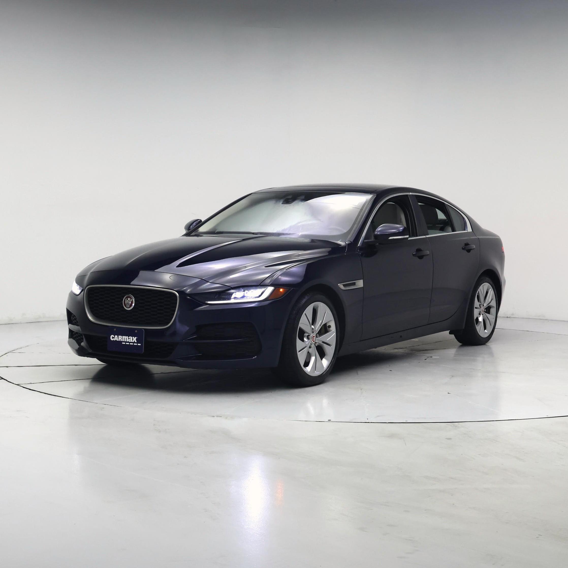 Thumbnail: 2020 Jaguar XE - 4