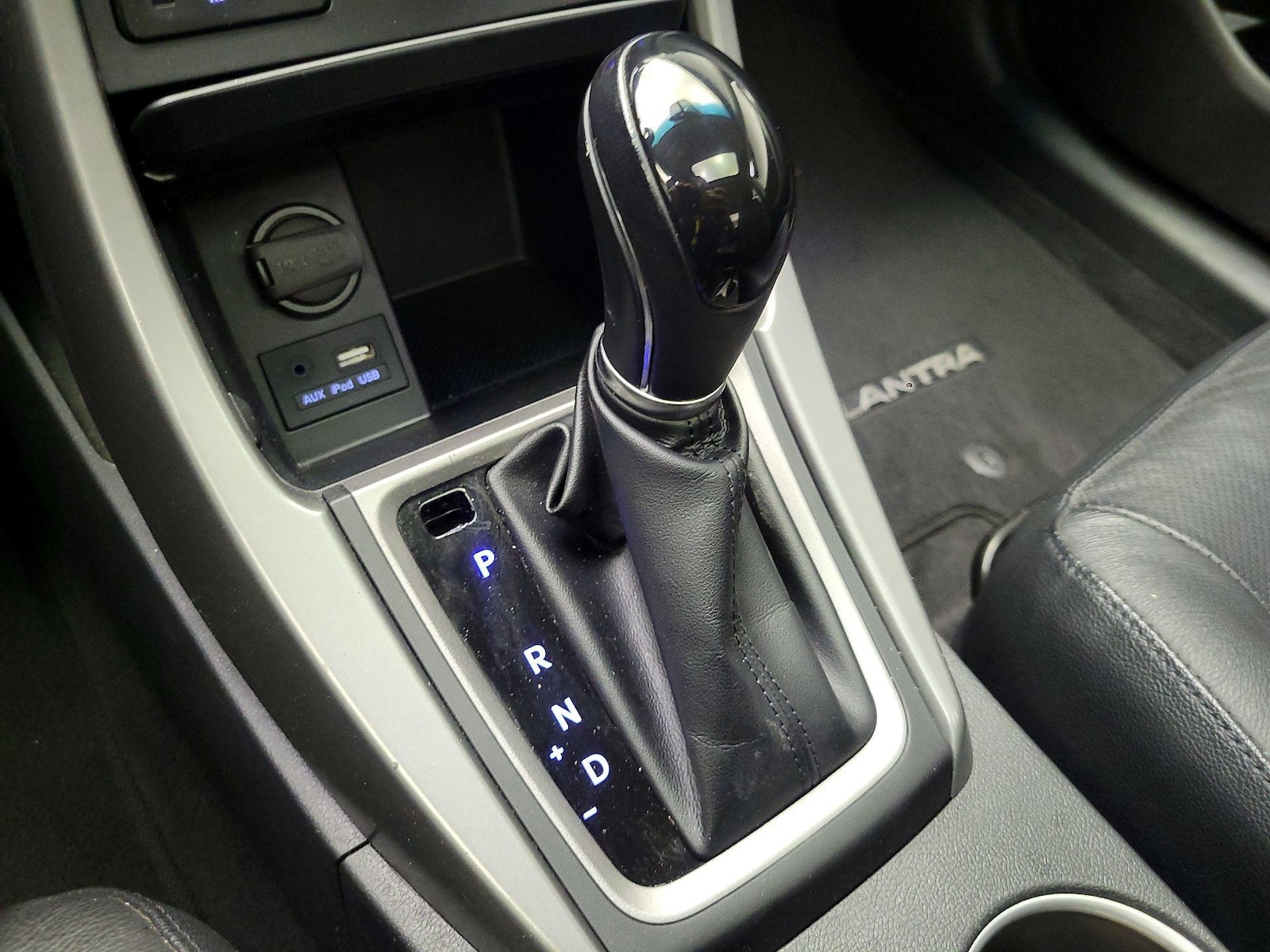 2015 Hyundai Elantra Sport - Photo 19