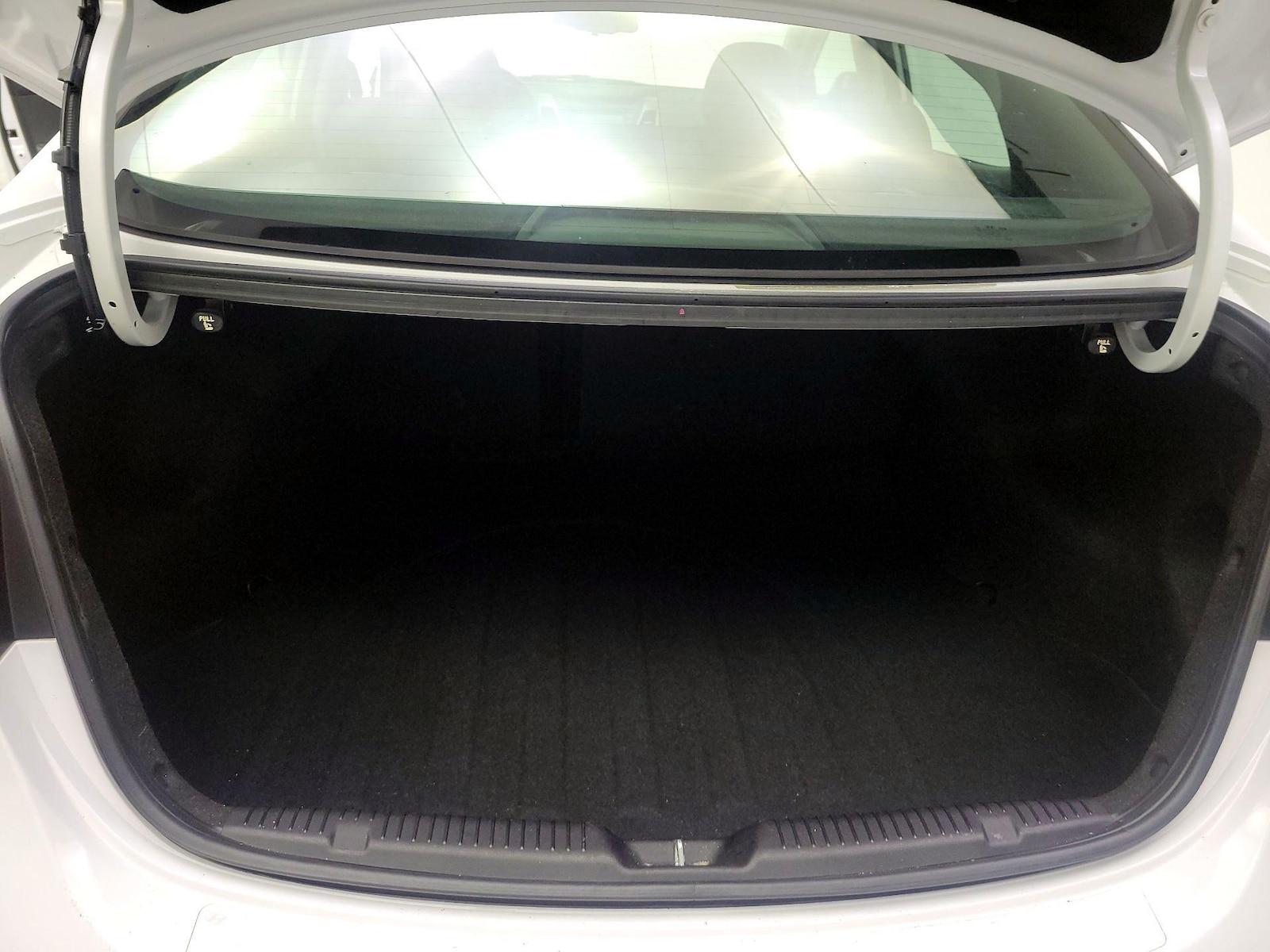 2015 Hyundai Elantra Sport - Photo 23