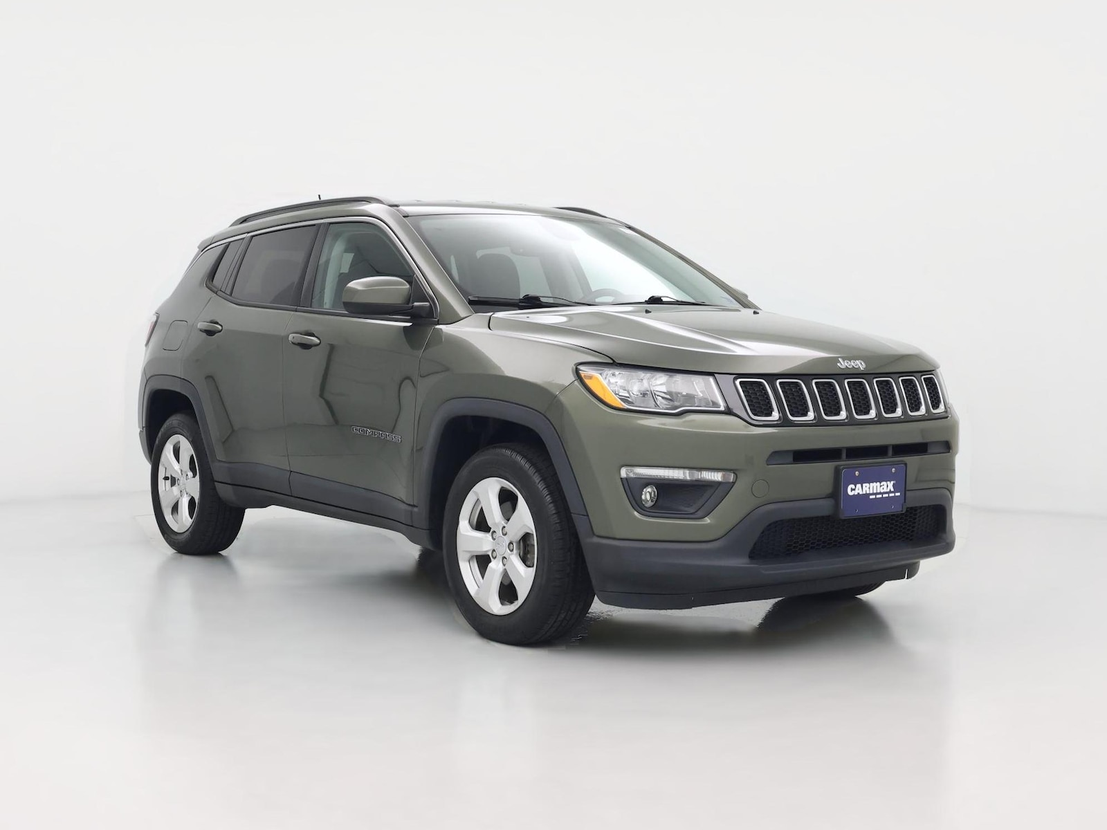 Smart Key & Four Wheel Drive