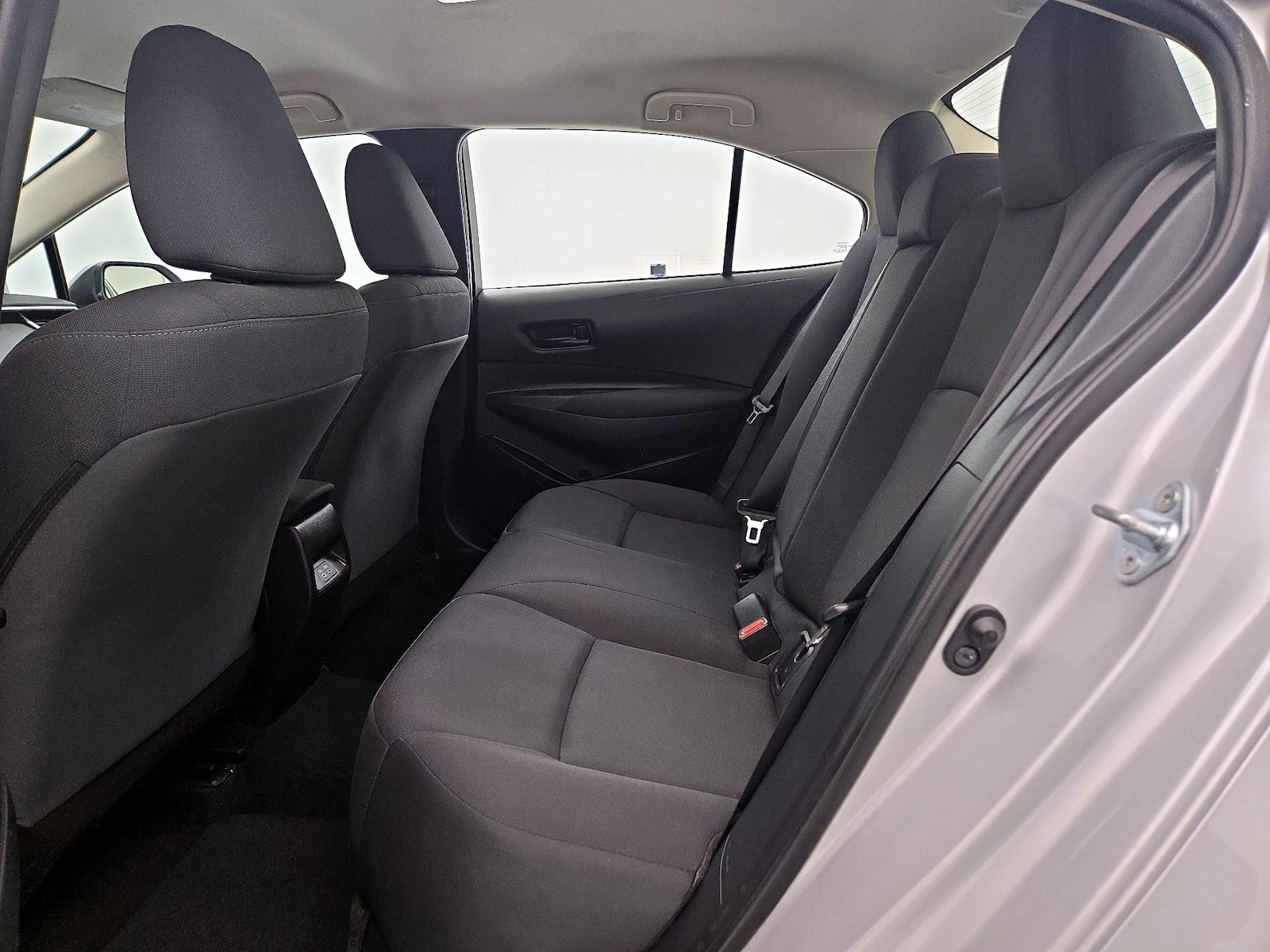 2023 Toyota Corolla LE - Photo 20
