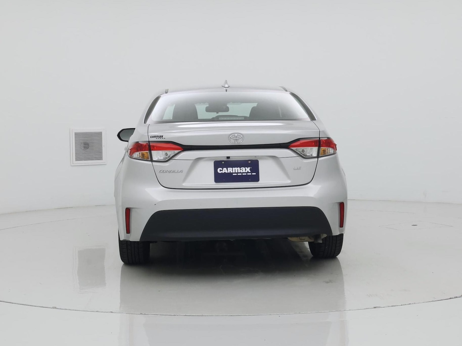 2023 Toyota Corolla LE - Photo 7