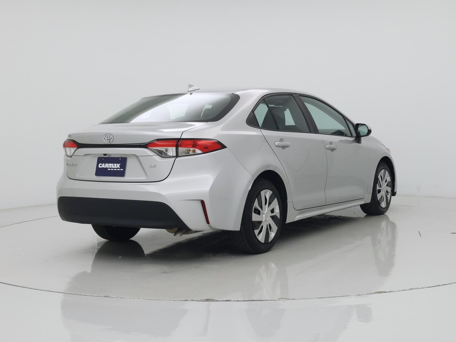 2023 Toyota Corolla LE - Photo 9