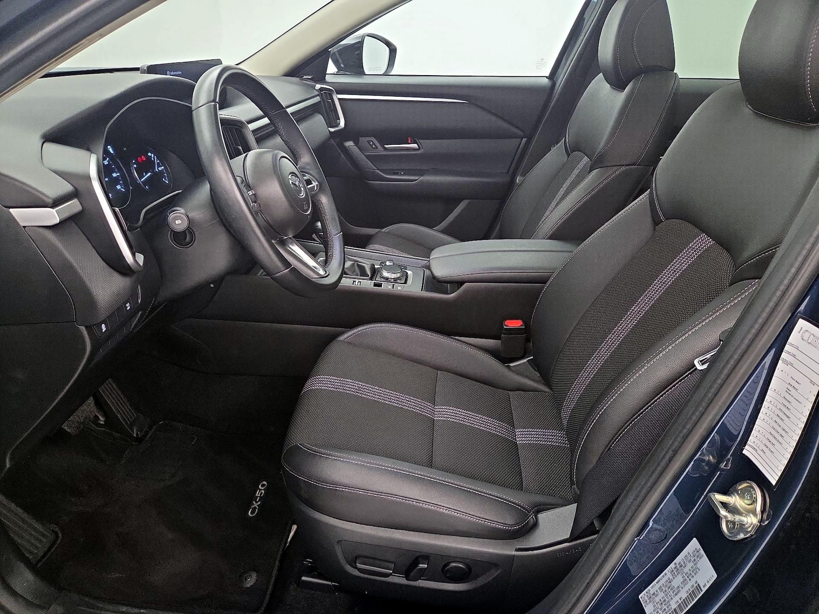 2025 Mazda CX-50 Premium - Photo 12