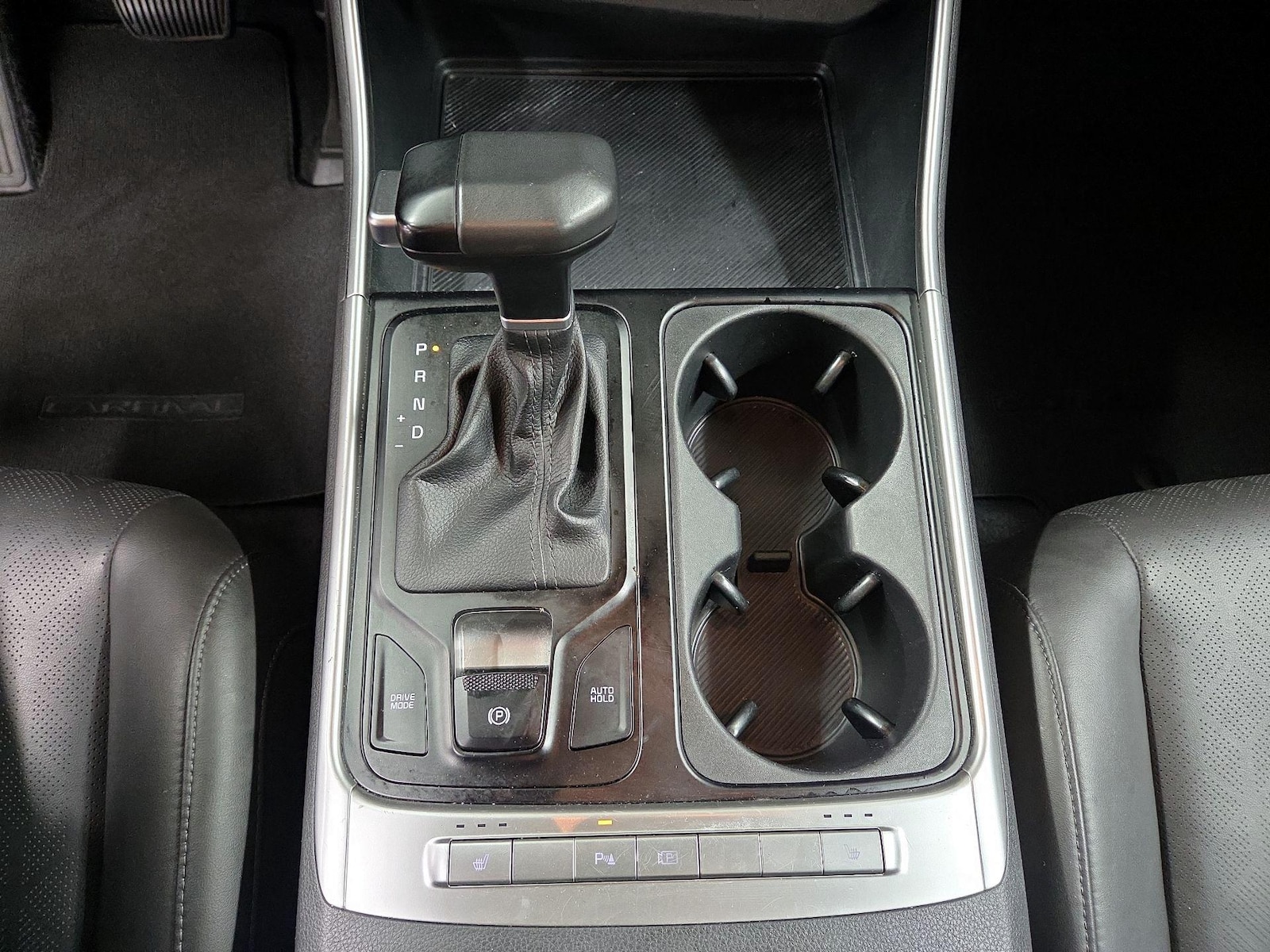 2025 Kia Carnival LXS - Photo 19