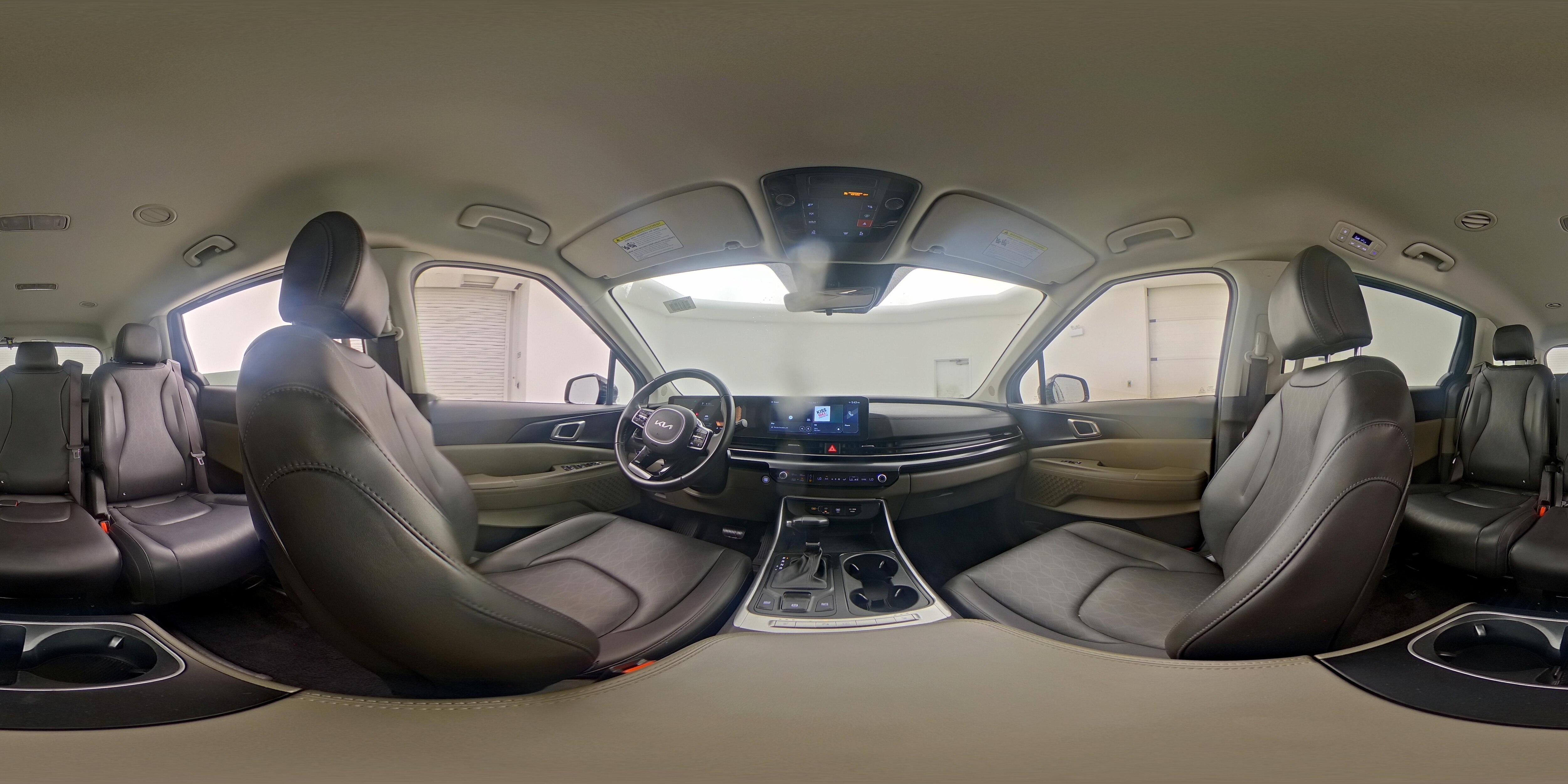 2025 Kia Carnival LXS - Photo 27
