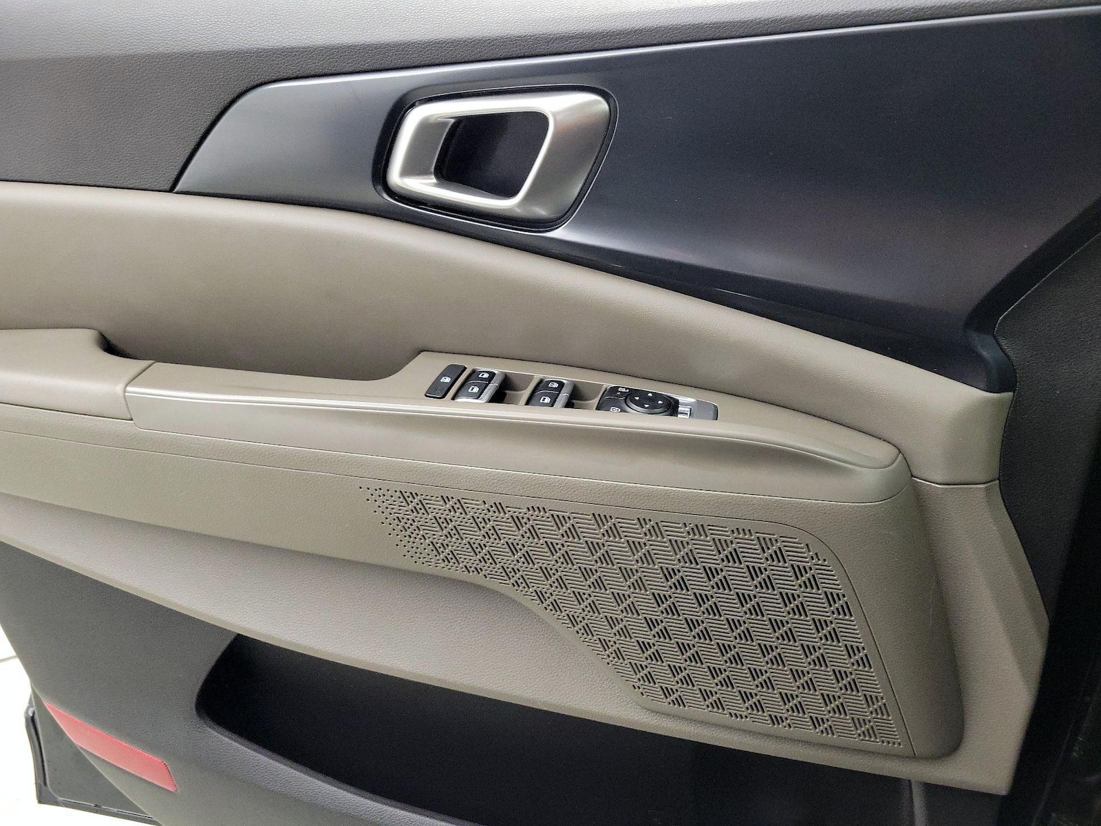 2025 Kia Carnival LXS - Photo 13