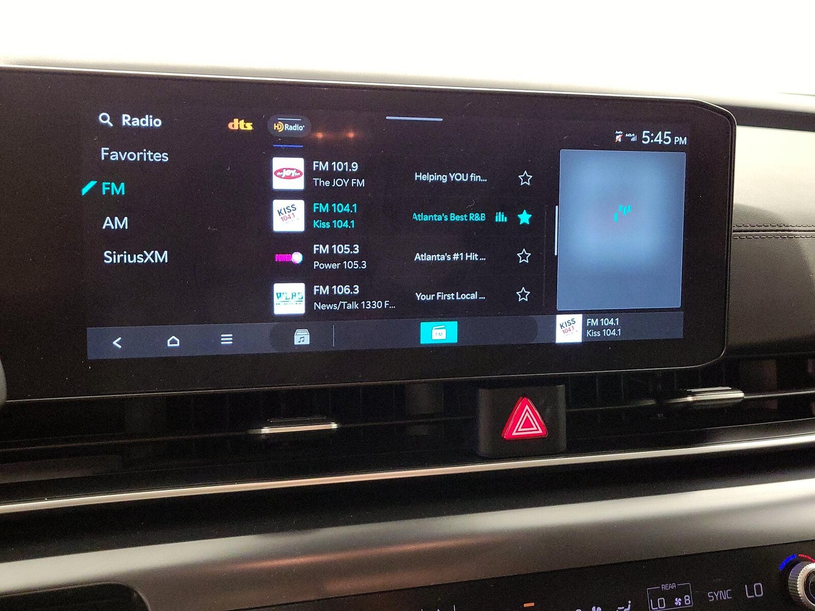 2025 Kia Carnival LXS - Photo 17