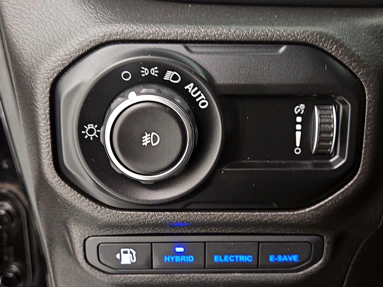 2023 Jeep Wrangler 4xe Rubicon 4XE - Photo 14
