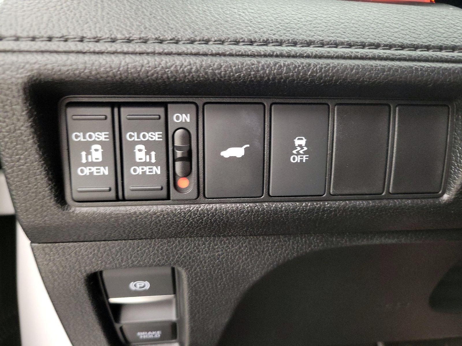 2025 Honda Odyssey Sport L - Photo 14