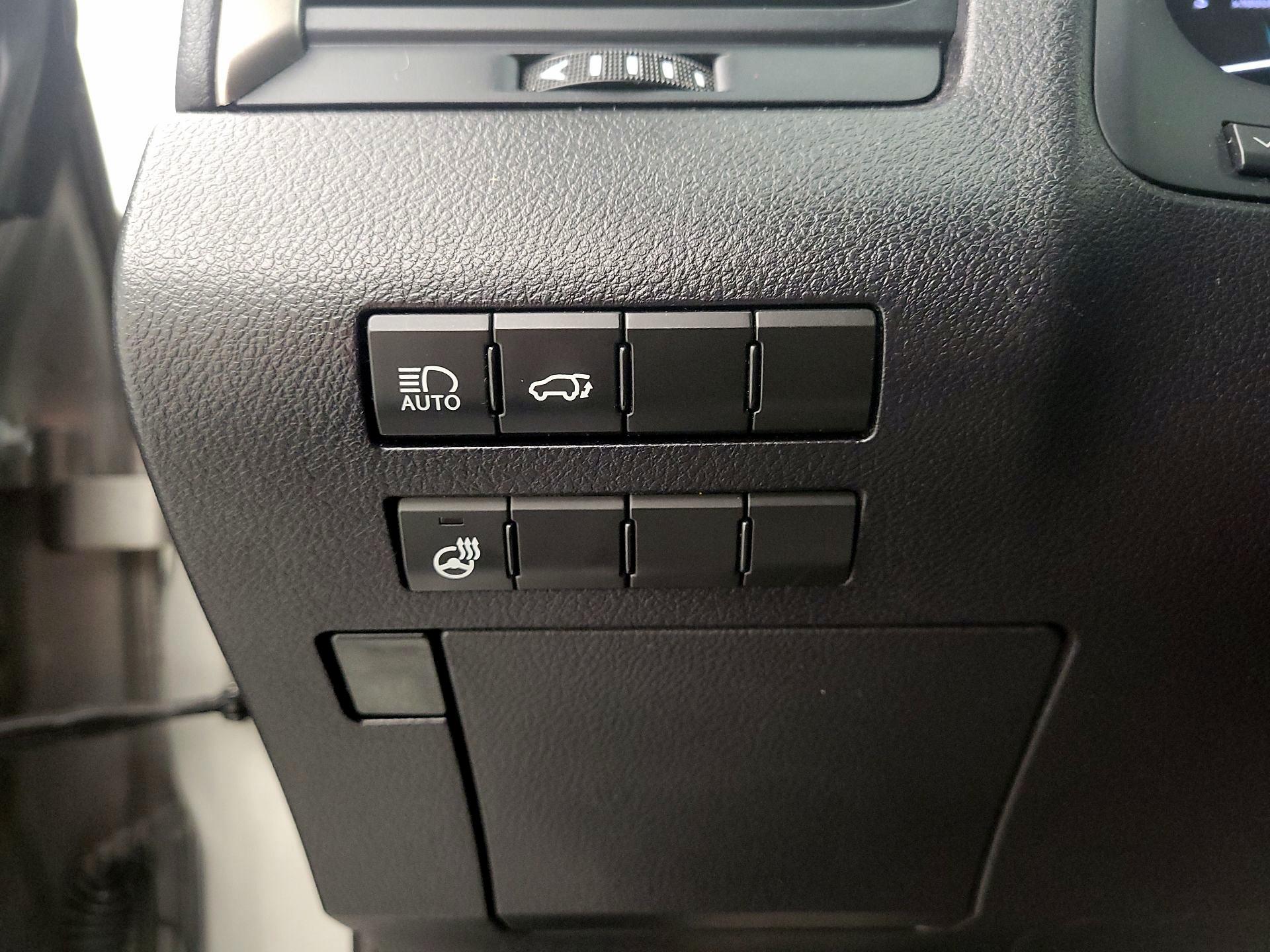 Thumbnail: 2017 Lexus RX - 13