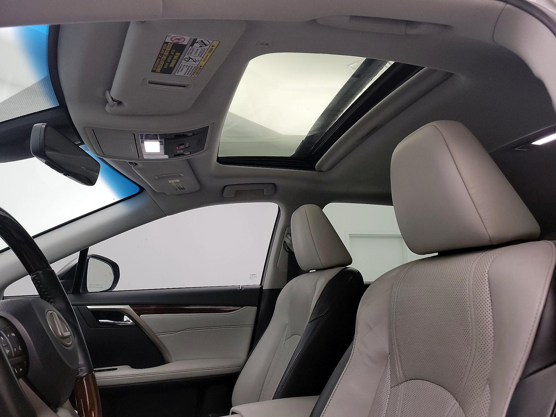 Thumbnail: 2017 Lexus RX - 20