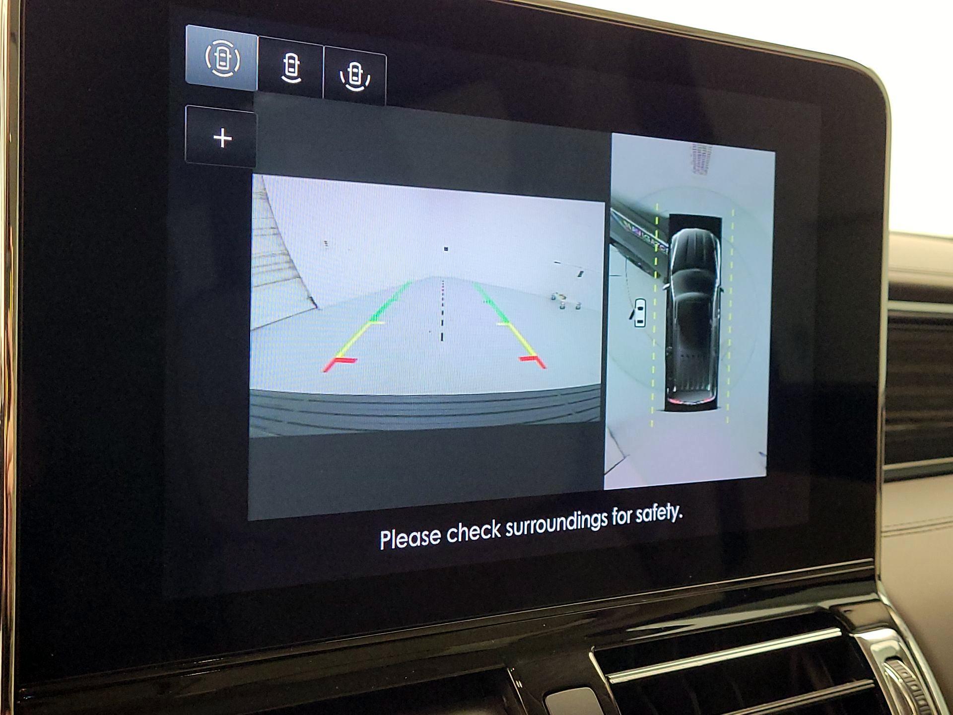 Thumbnail: 2021 Lincoln Navigator - 15