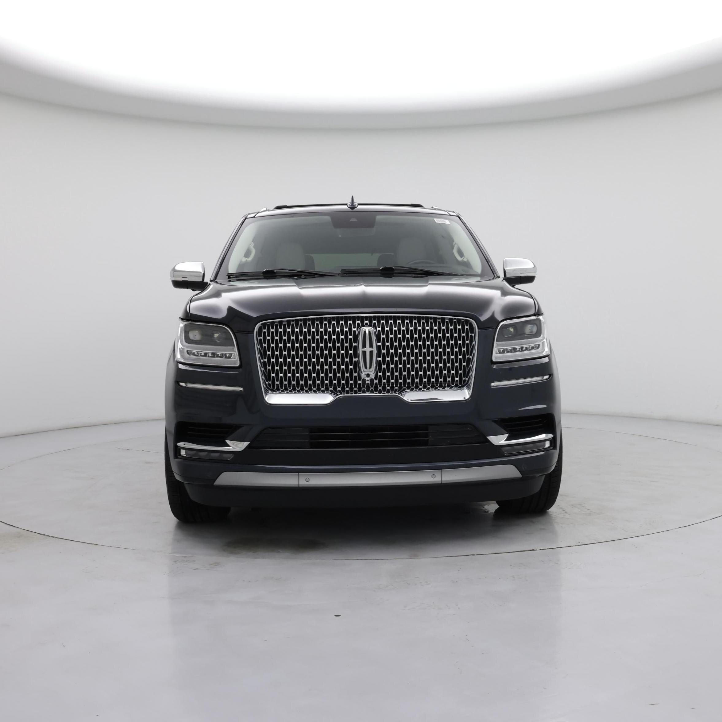 Thumbnail: 2021 Lincoln Navigator - 5