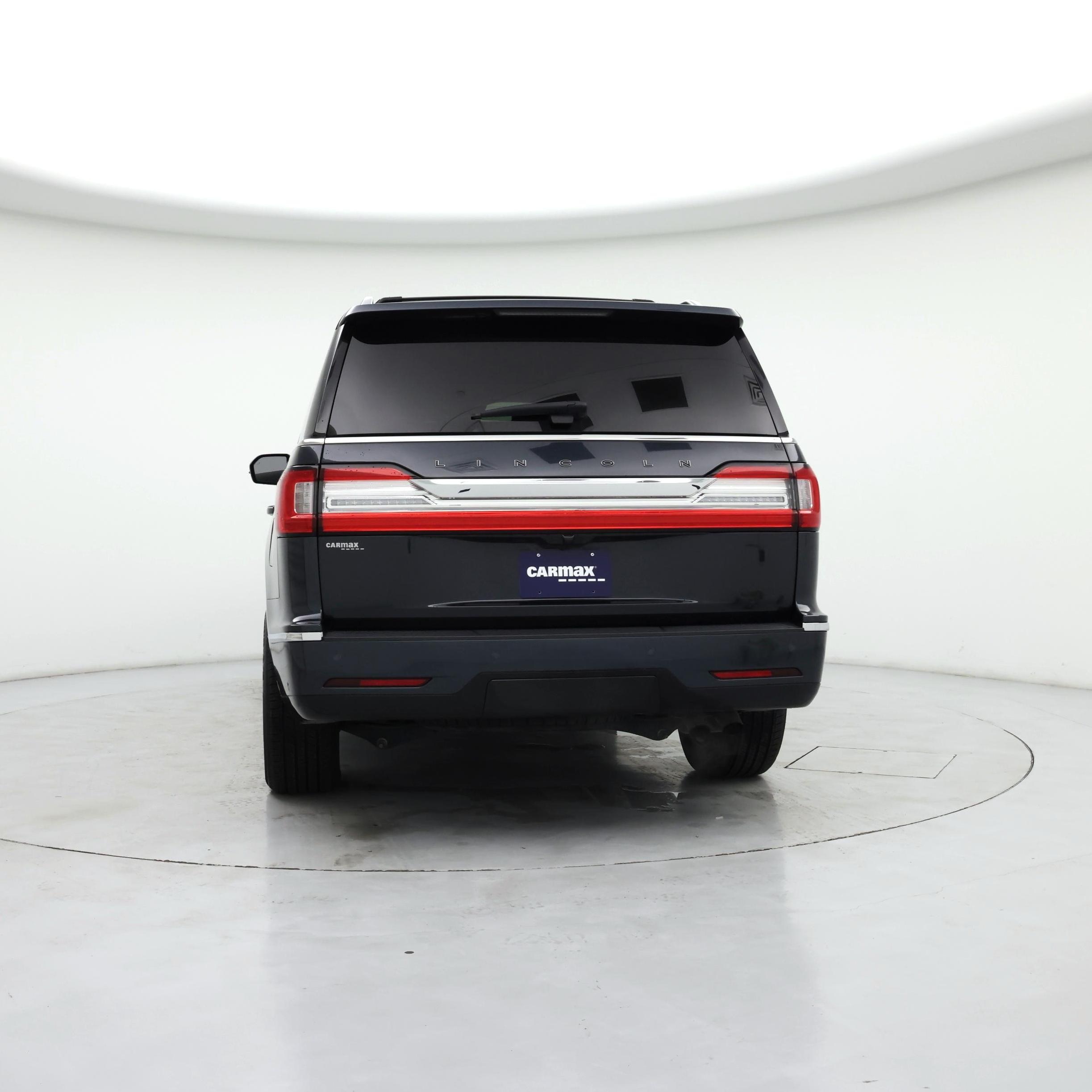 Thumbnail: 2021 Lincoln Navigator - 6