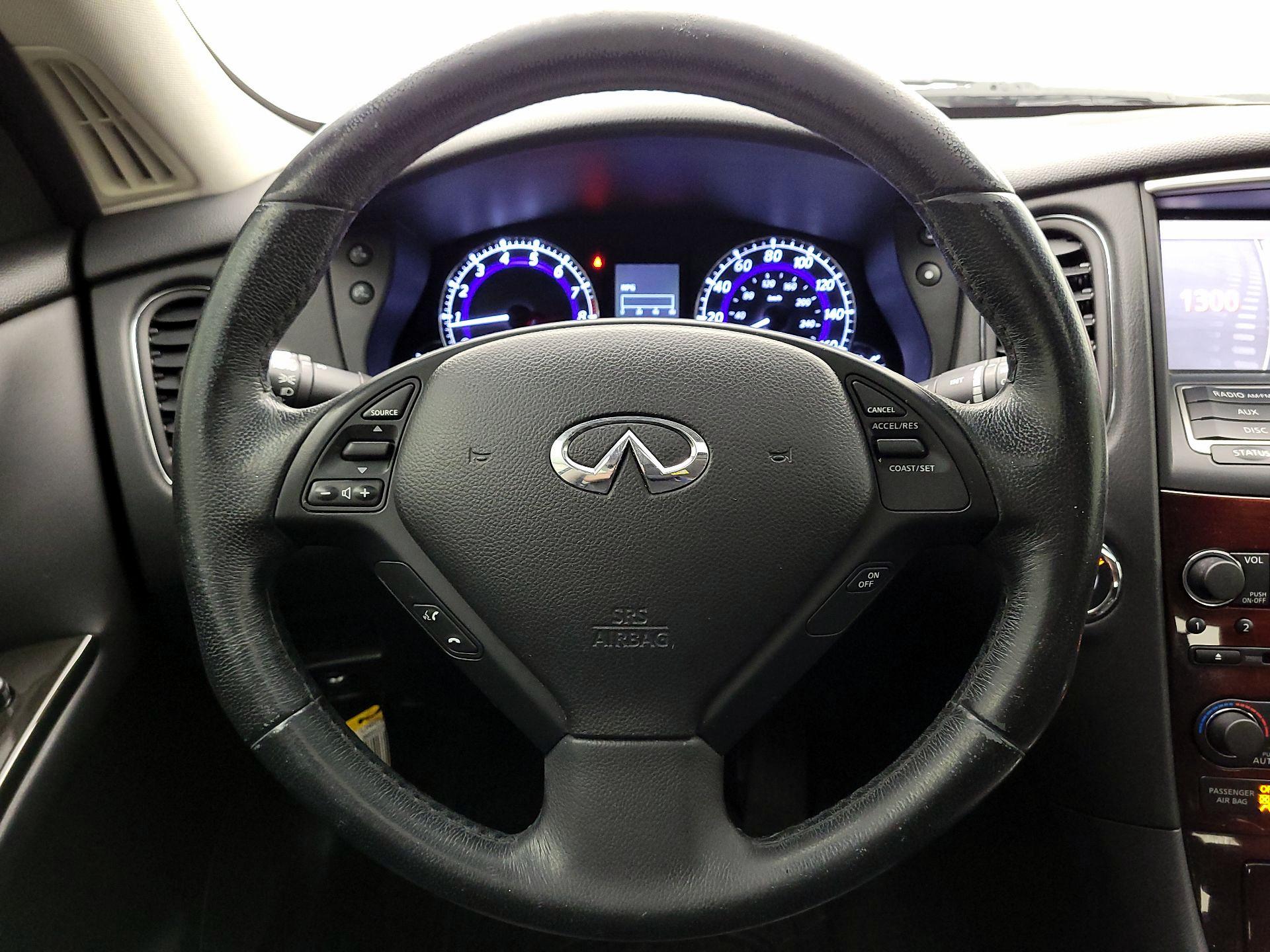 Thumbnail: 2016 INFINITI QX50 - 10