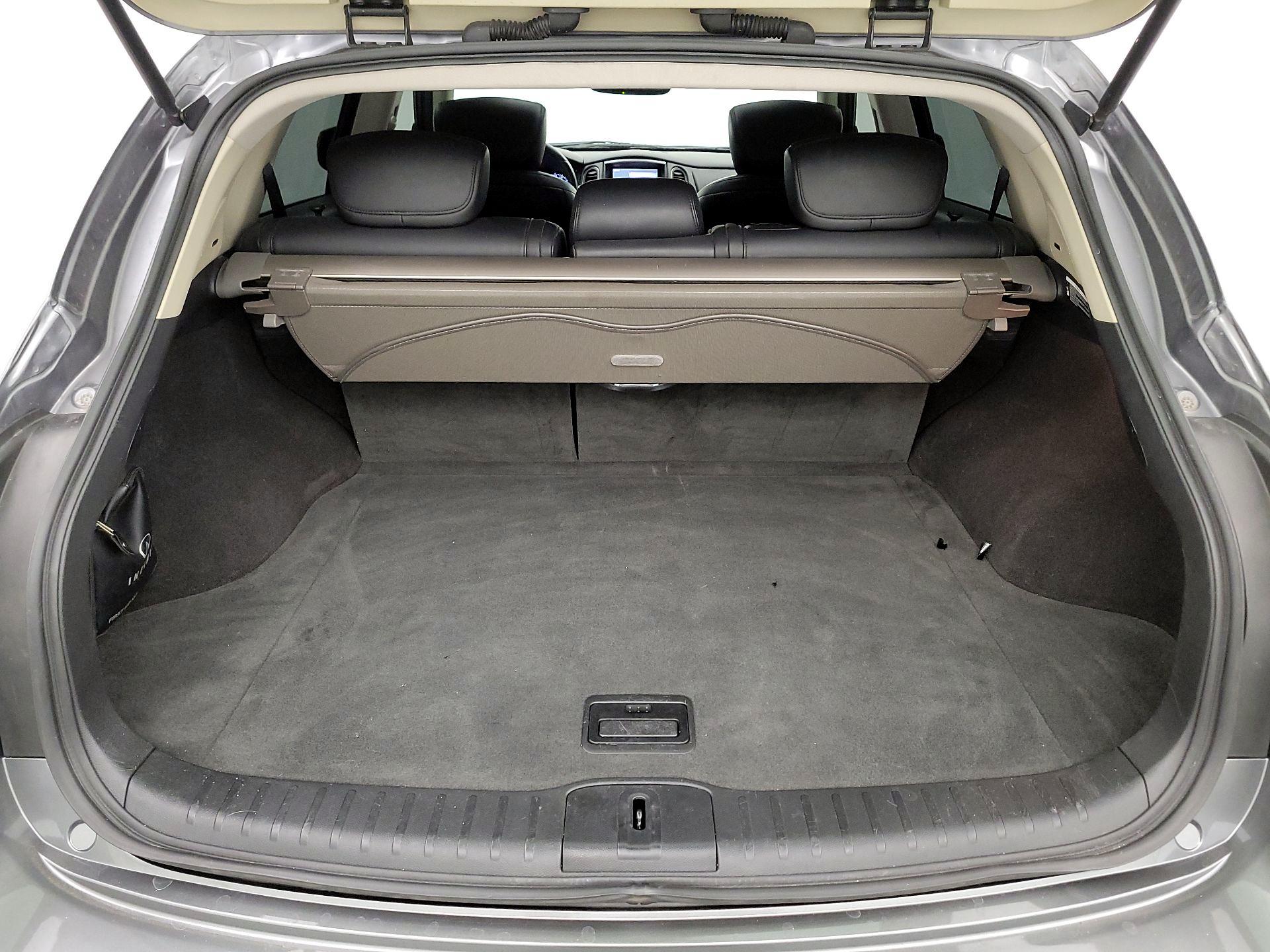 Thumbnail: 2016 INFINITI QX50 - 20