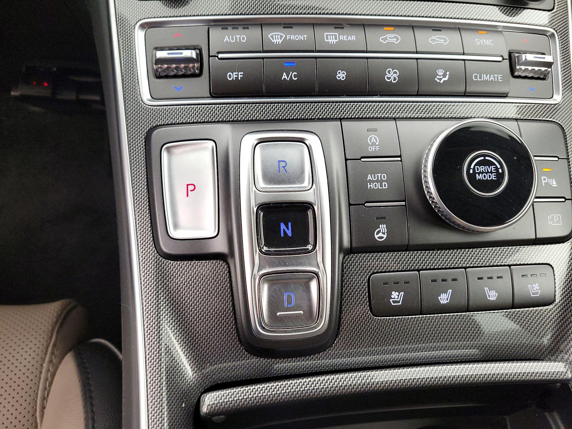 Thumbnail: 2023 Hyundai Santa Fe - 18