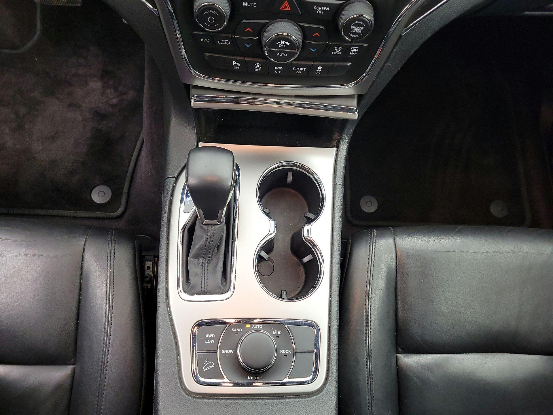 Thumbnail: 2018 Jeep Grand Cherokee - 18