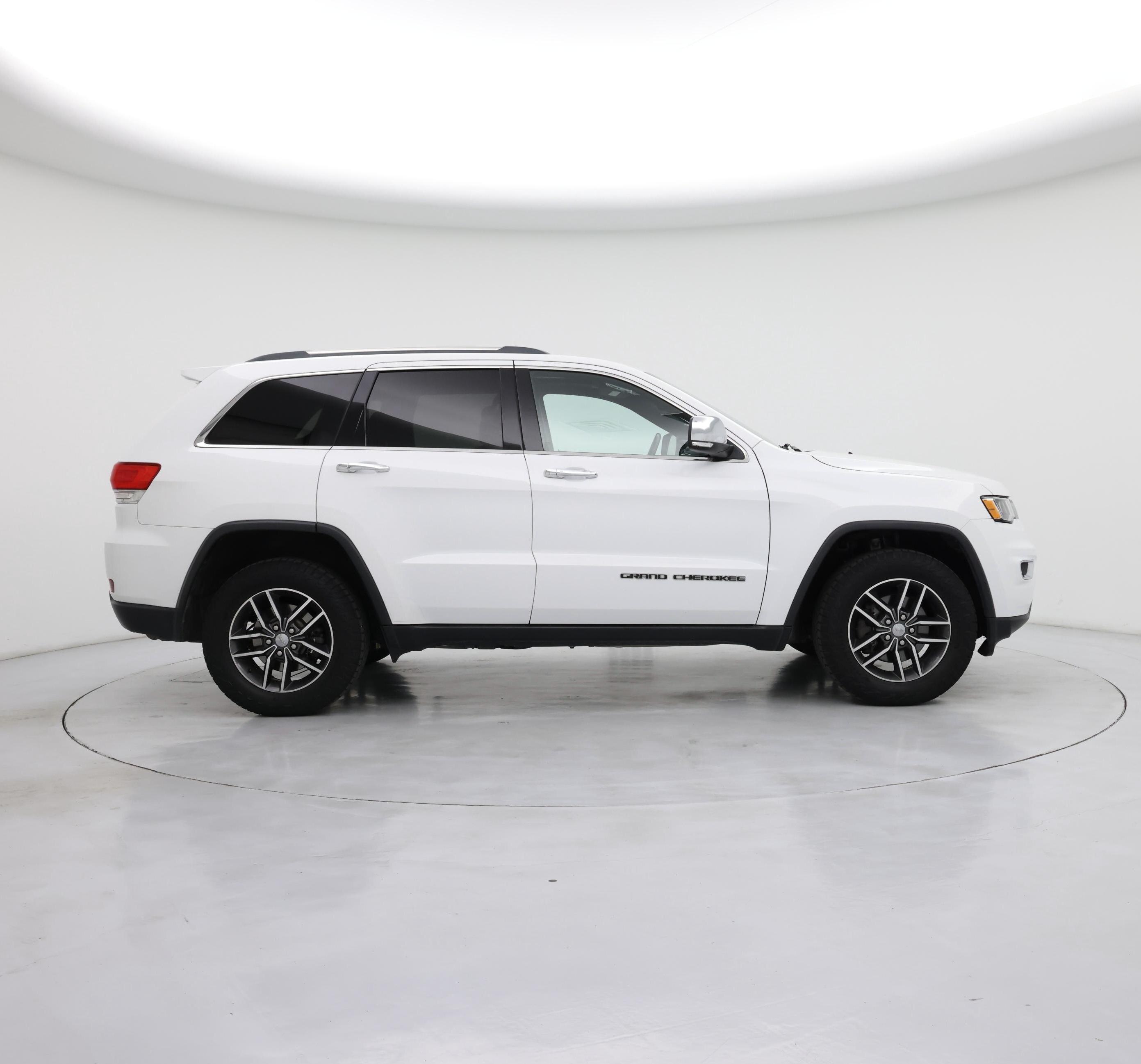 Thumbnail: 2018 Jeep Grand Cherokee - 7