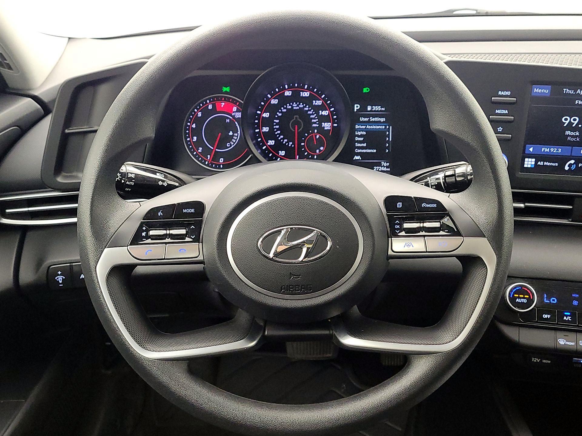 Thumbnail: 2023 Hyundai Elantra - 10