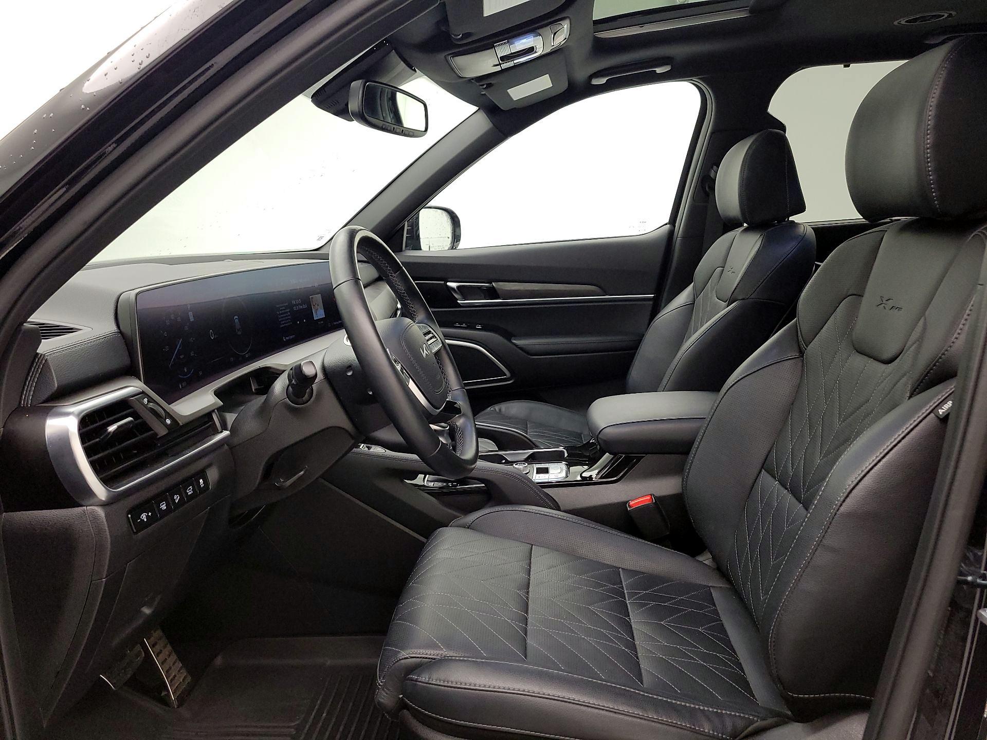 Thumbnail: 2023 Kia Telluride - 11