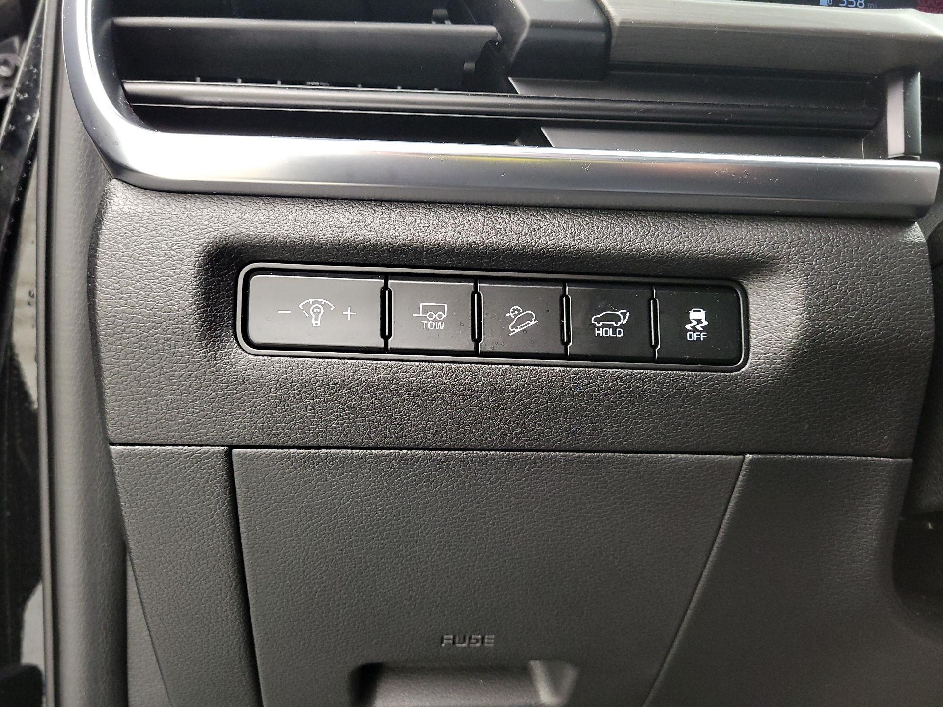 Thumbnail: 2023 Kia Telluride - 13