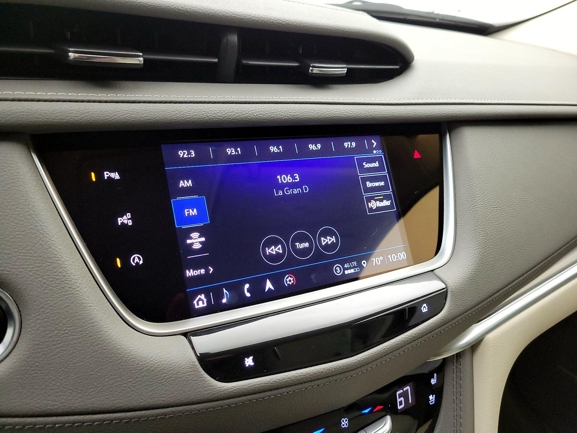 Thumbnail: 2023 Cadillac XT5 - 16