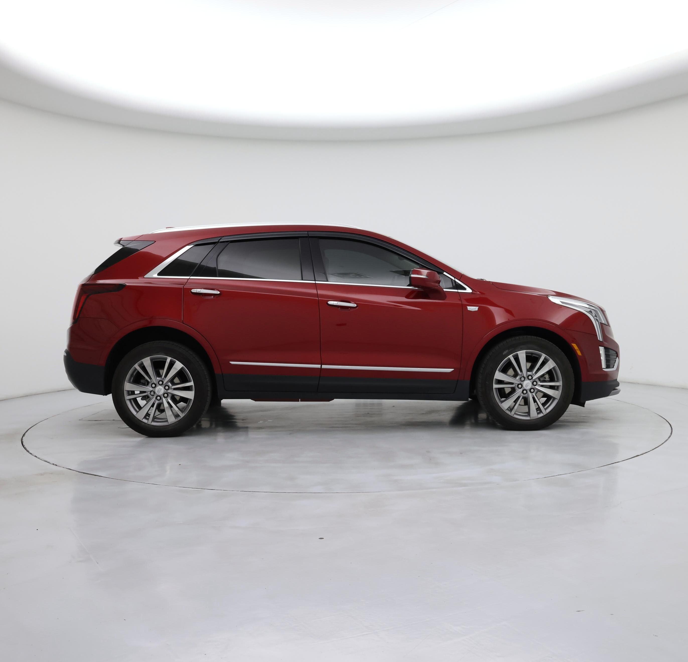 Thumbnail: 2023 Cadillac XT5 - 7