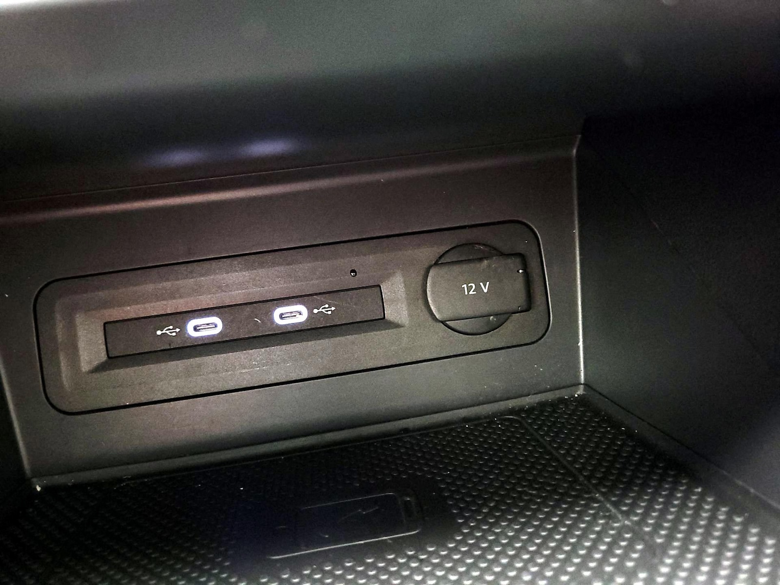 2021 Volkswagen Atlas SE w/Tech - Photo 19
