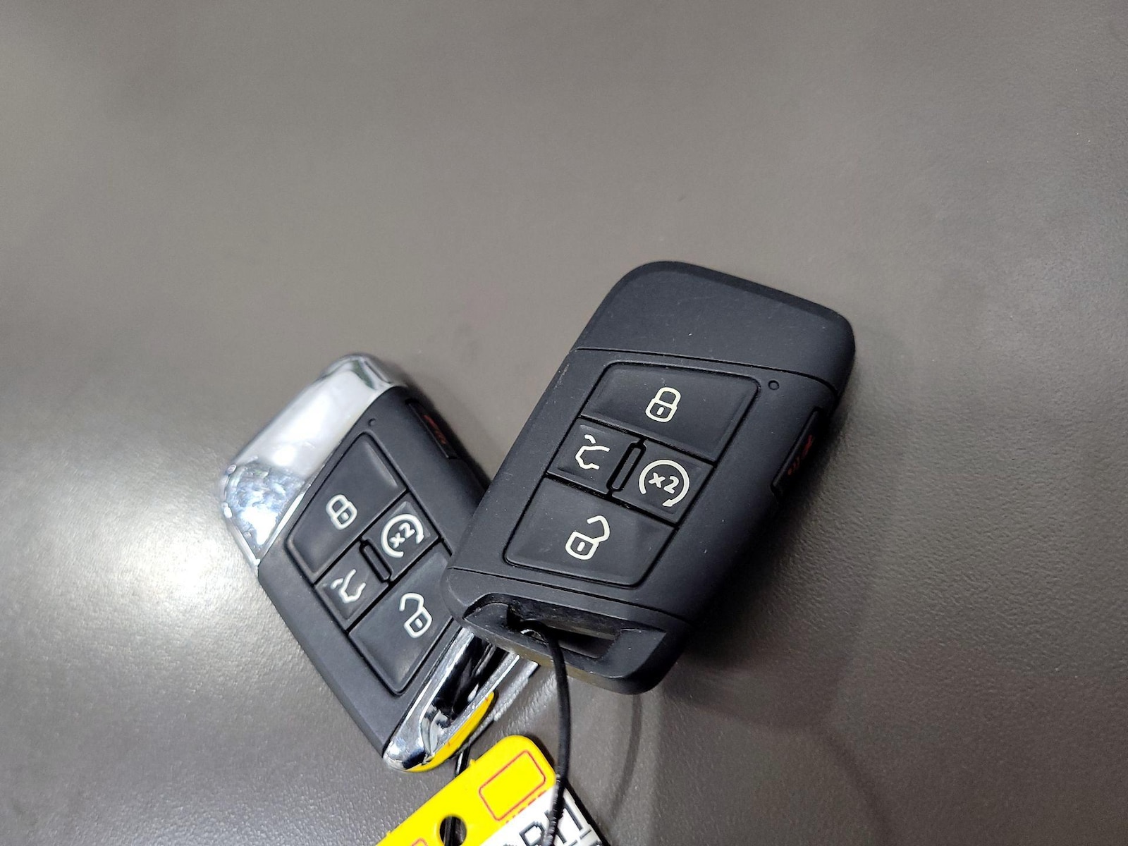 2021 Volkswagen Atlas SE w/Tech - Photo 26