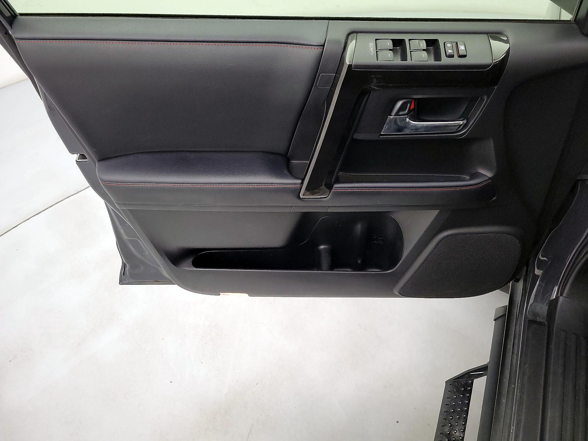 Thumbnail: 2024 Toyota 4Runner - 12