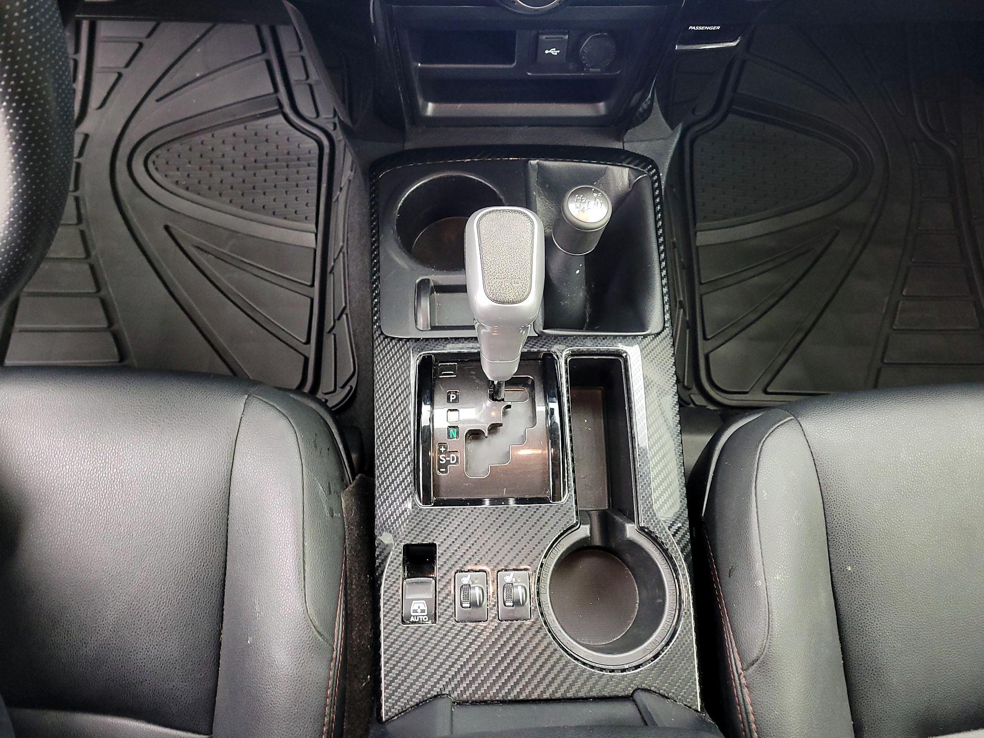 Thumbnail: 2024 Toyota 4Runner - 18