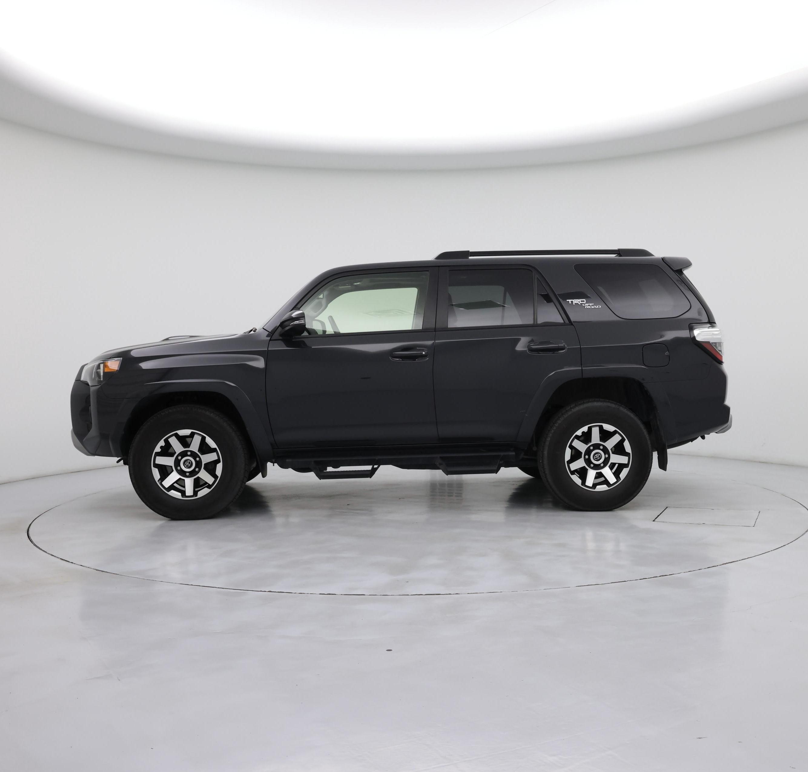 Thumbnail: 2024 Toyota 4Runner - 3