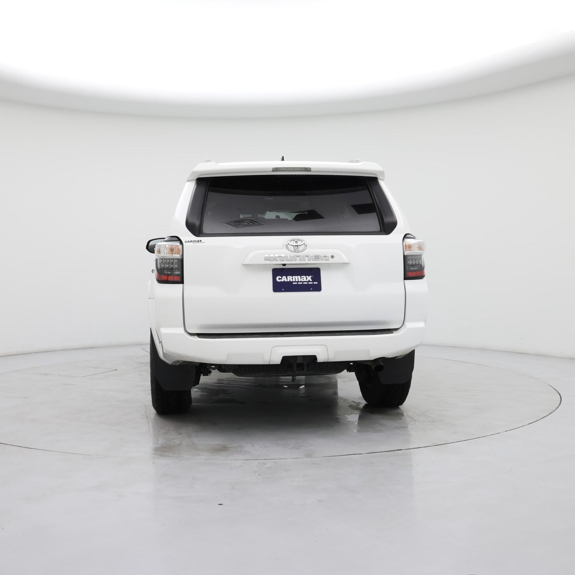 Thumbnail: 2016 Toyota 4Runner - 6