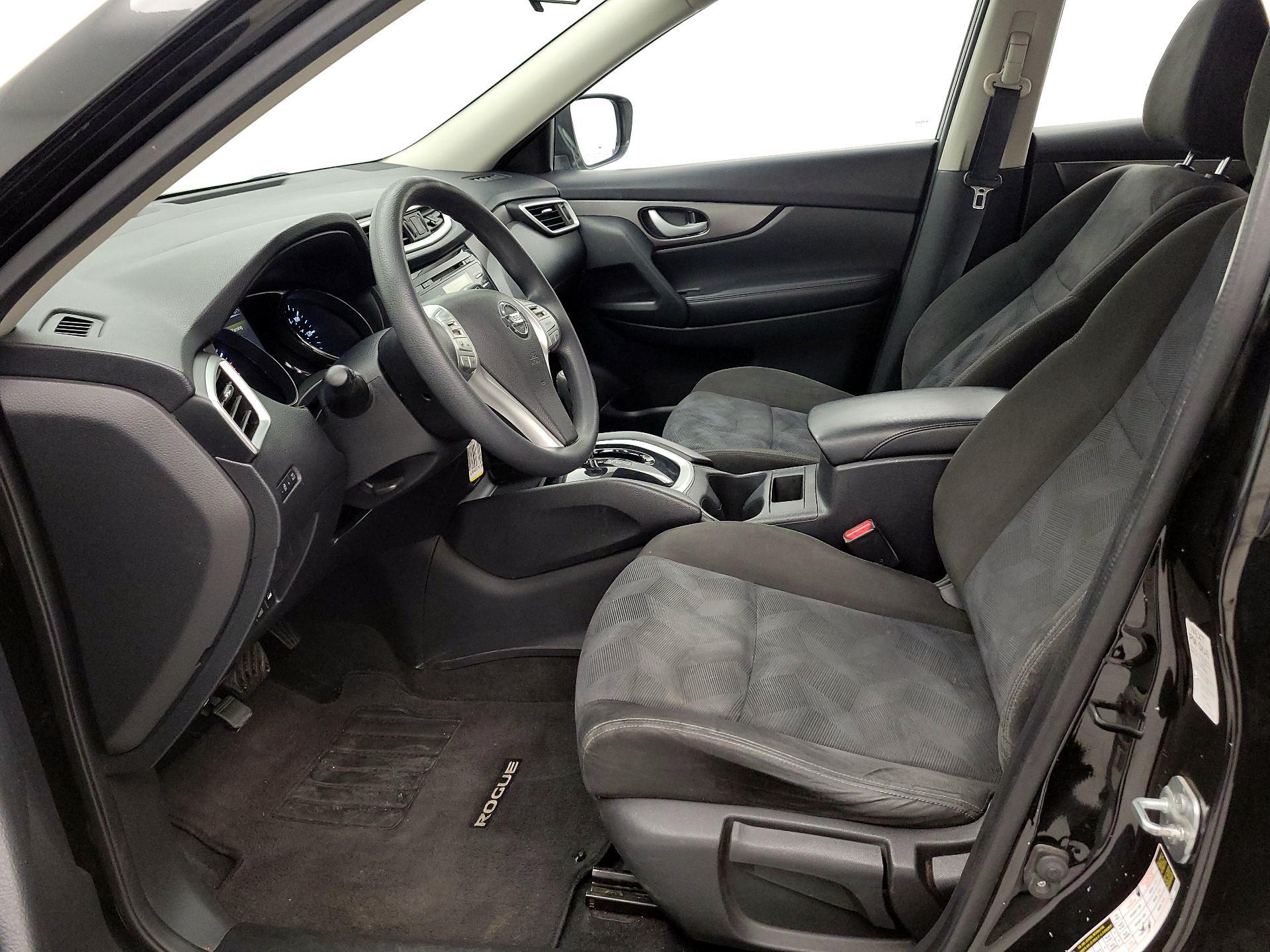 Thumbnail: 2015 Nissan Rogue - 11