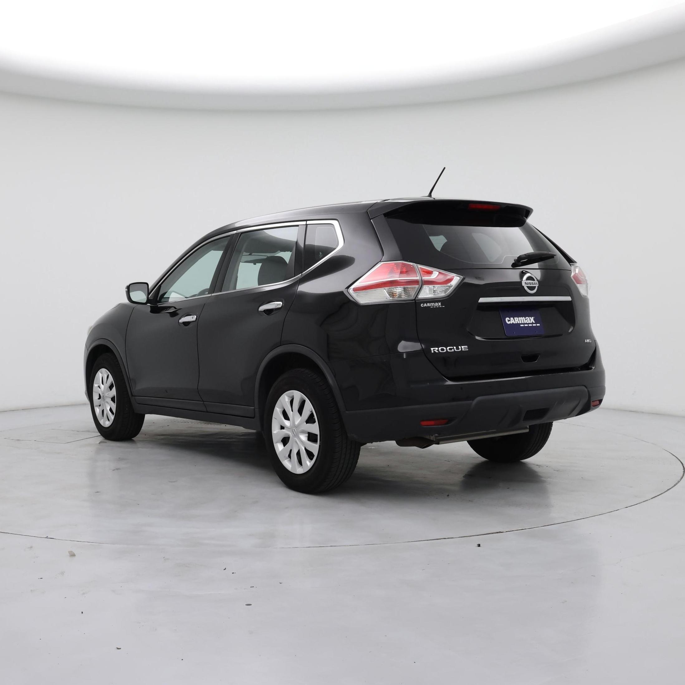 Thumbnail: 2015 Nissan Rogue - 2