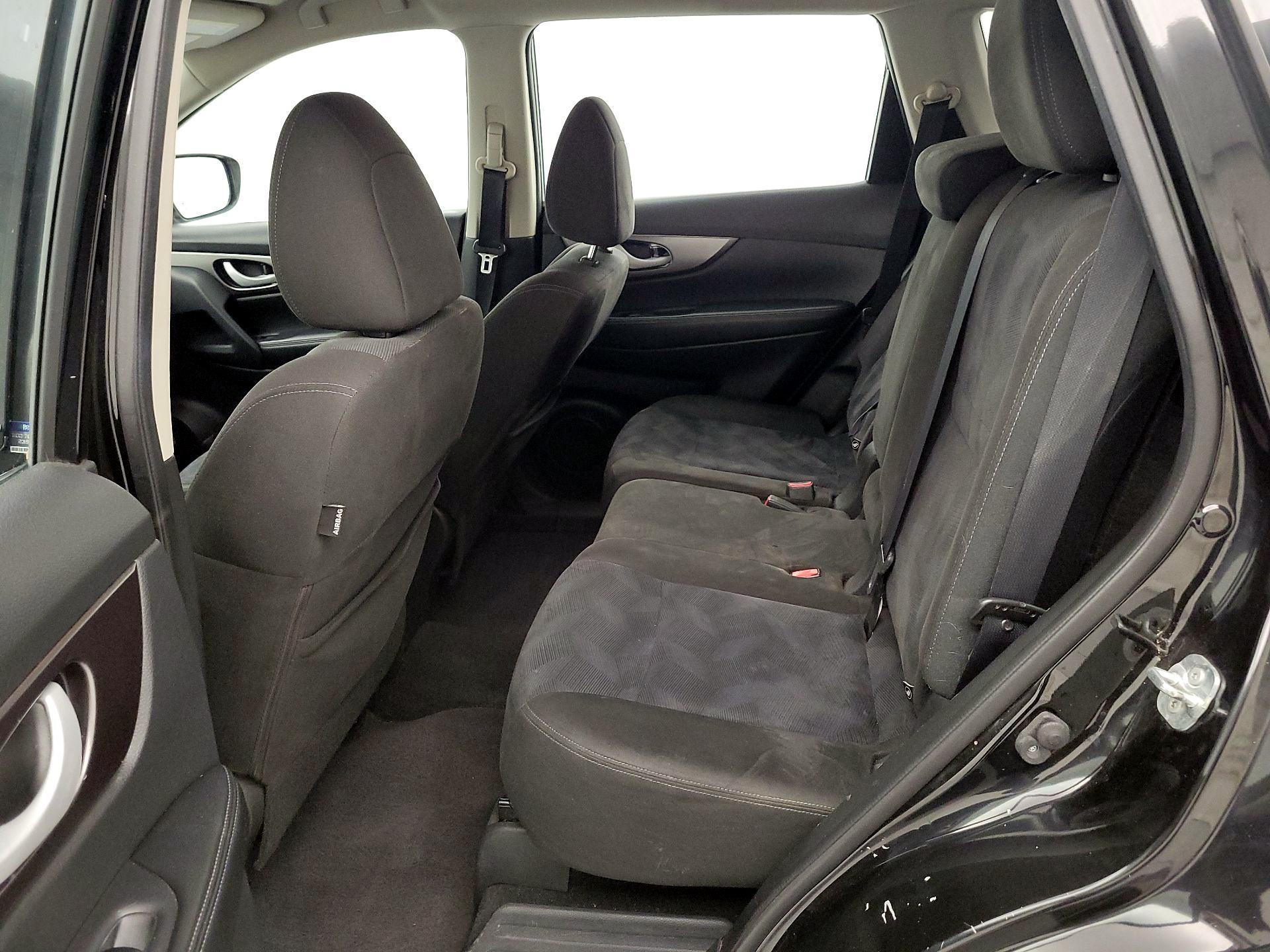 Thumbnail: 2015 Nissan Rogue - 19