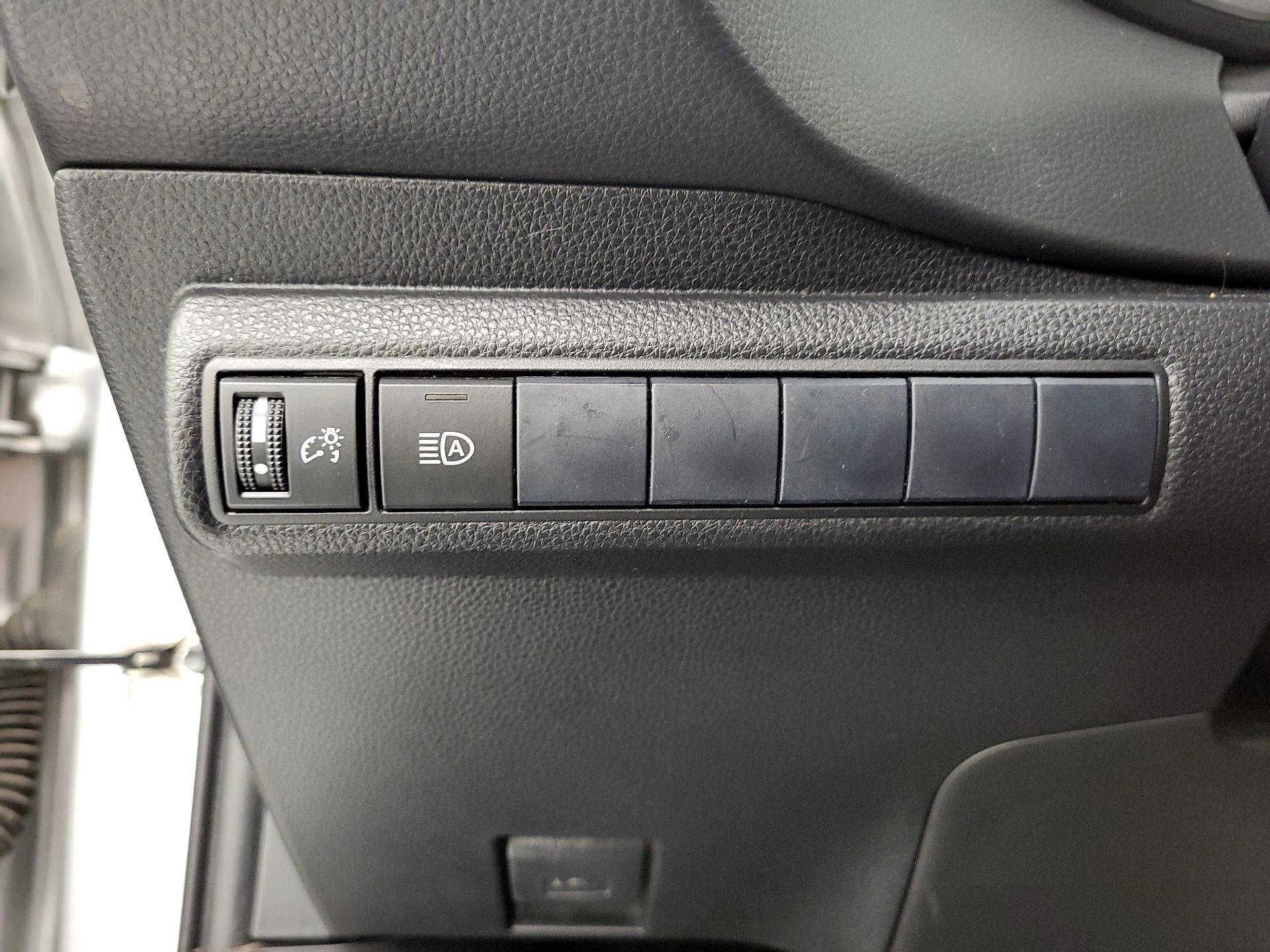 Thumbnail: 2019 Toyota Corolla - 13