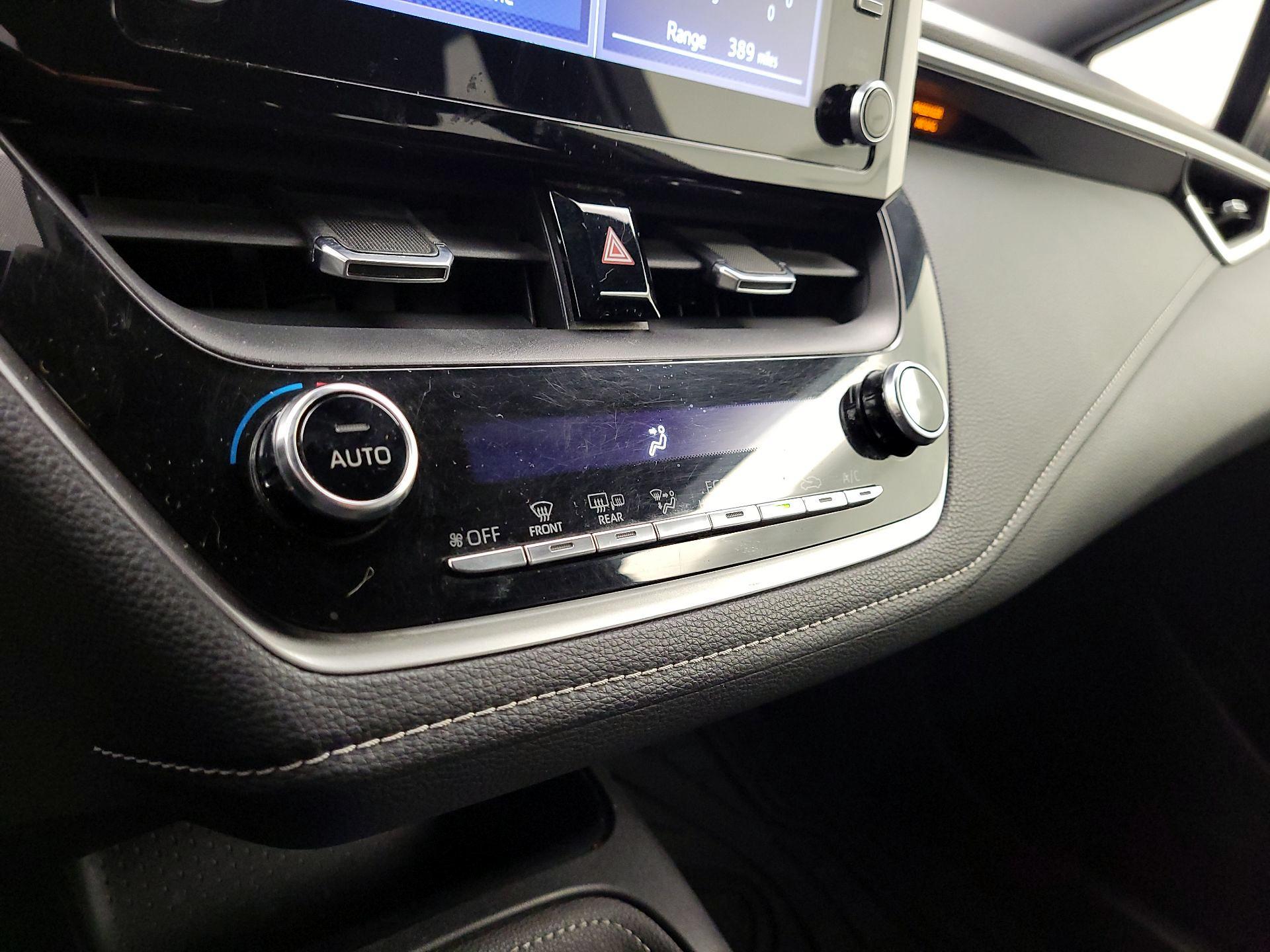 Thumbnail: 2019 Toyota Corolla - 16