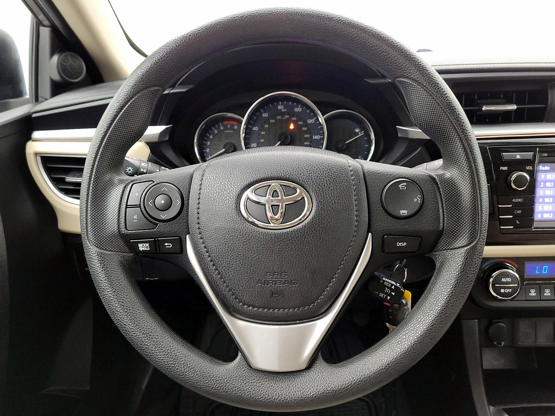 Thumbnail: 2016 Toyota Corolla - 10