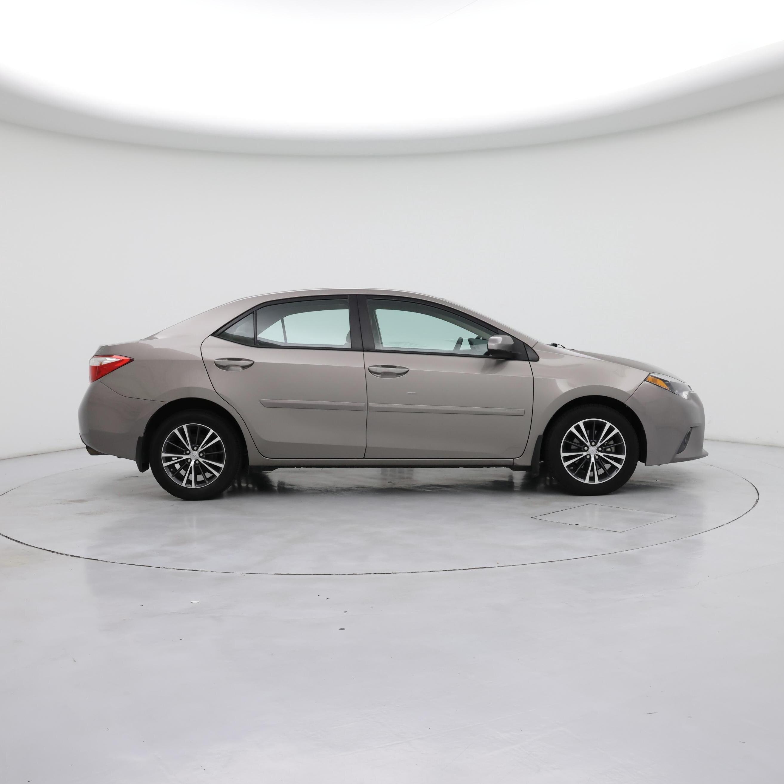 Thumbnail: 2016 Toyota Corolla - 7