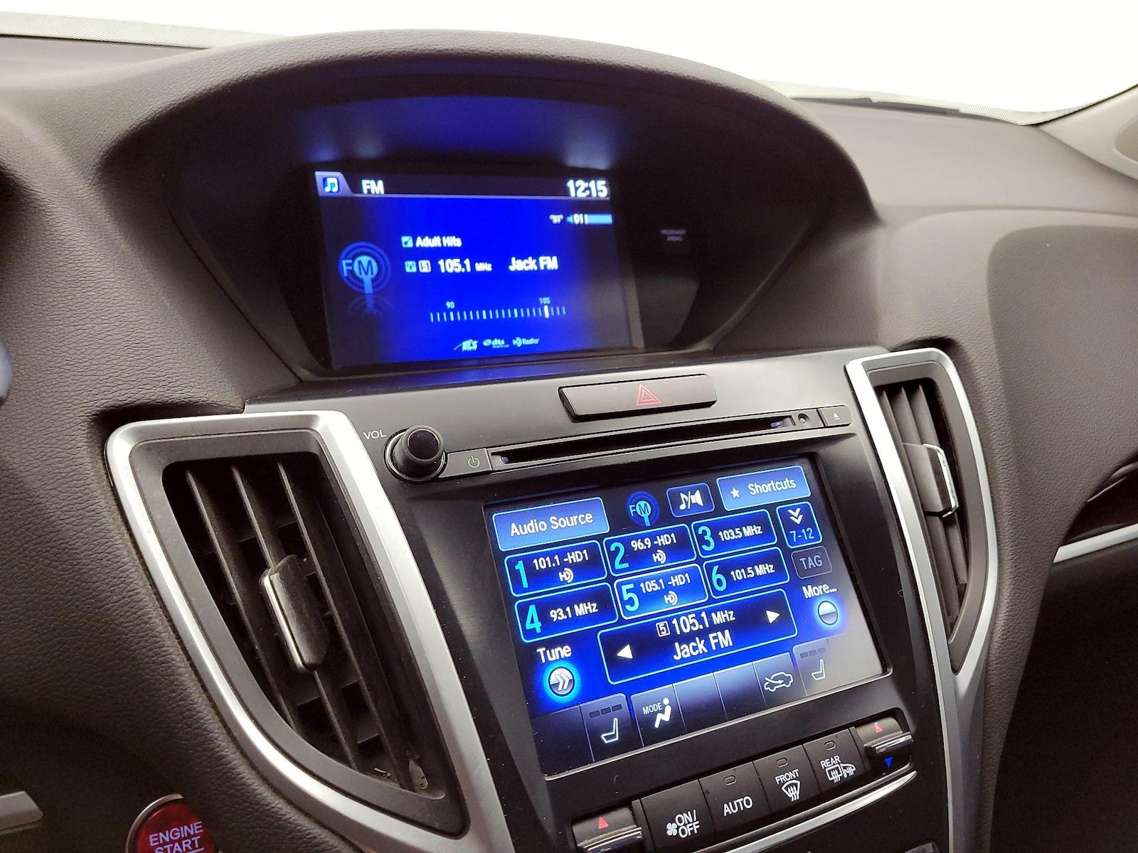 2015 Acura TLX Technology Package - Photo 17
